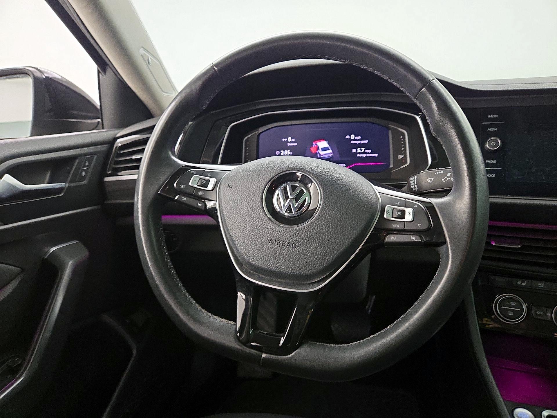 Thumbnail: 2020 Volkswagen Jetta - 10