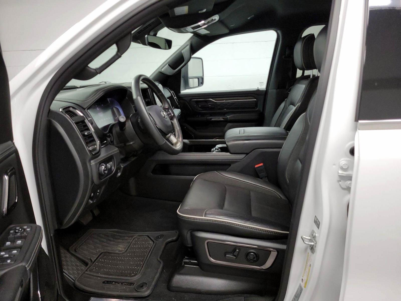 2025 RAM Ram 1500 Pickup Limited - Photo 10