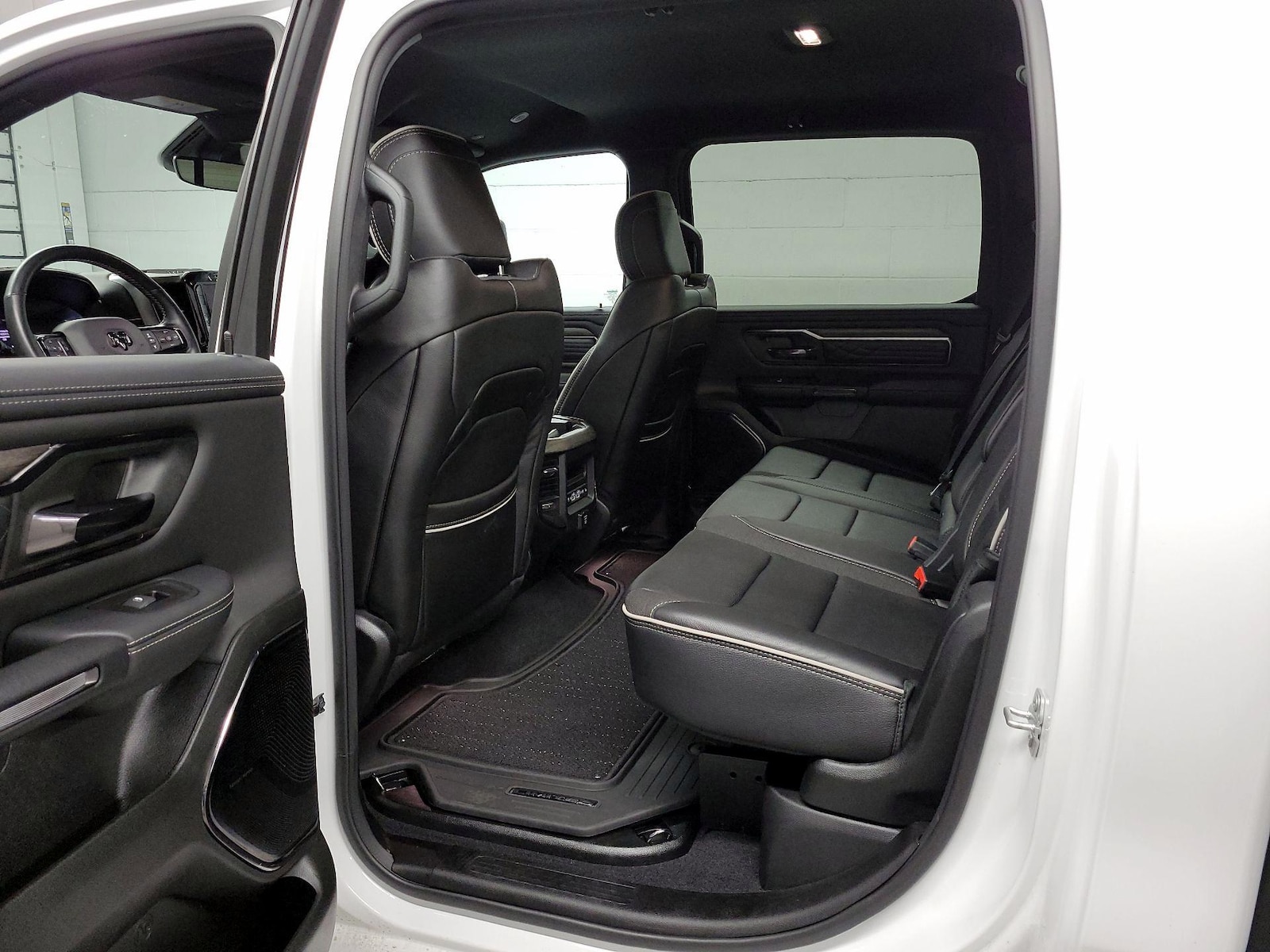 2025 RAM Ram 1500 Pickup Limited - Photo 19