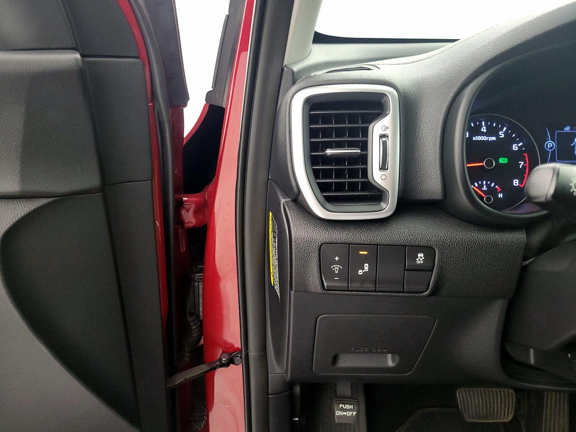 Thumbnail: 2017 Kia Sportage - 13