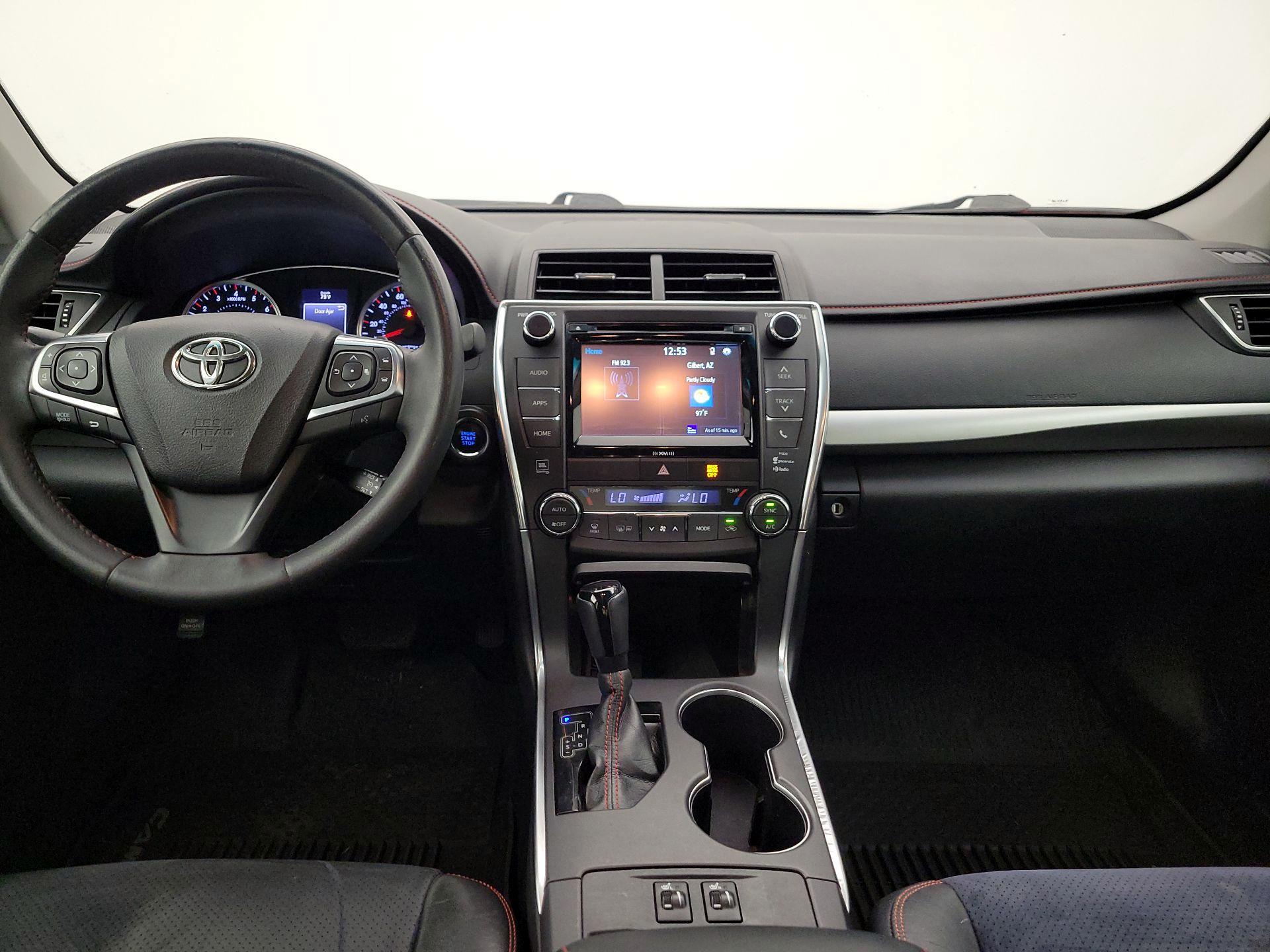 Thumbnail: 2017 Toyota Camry - 9