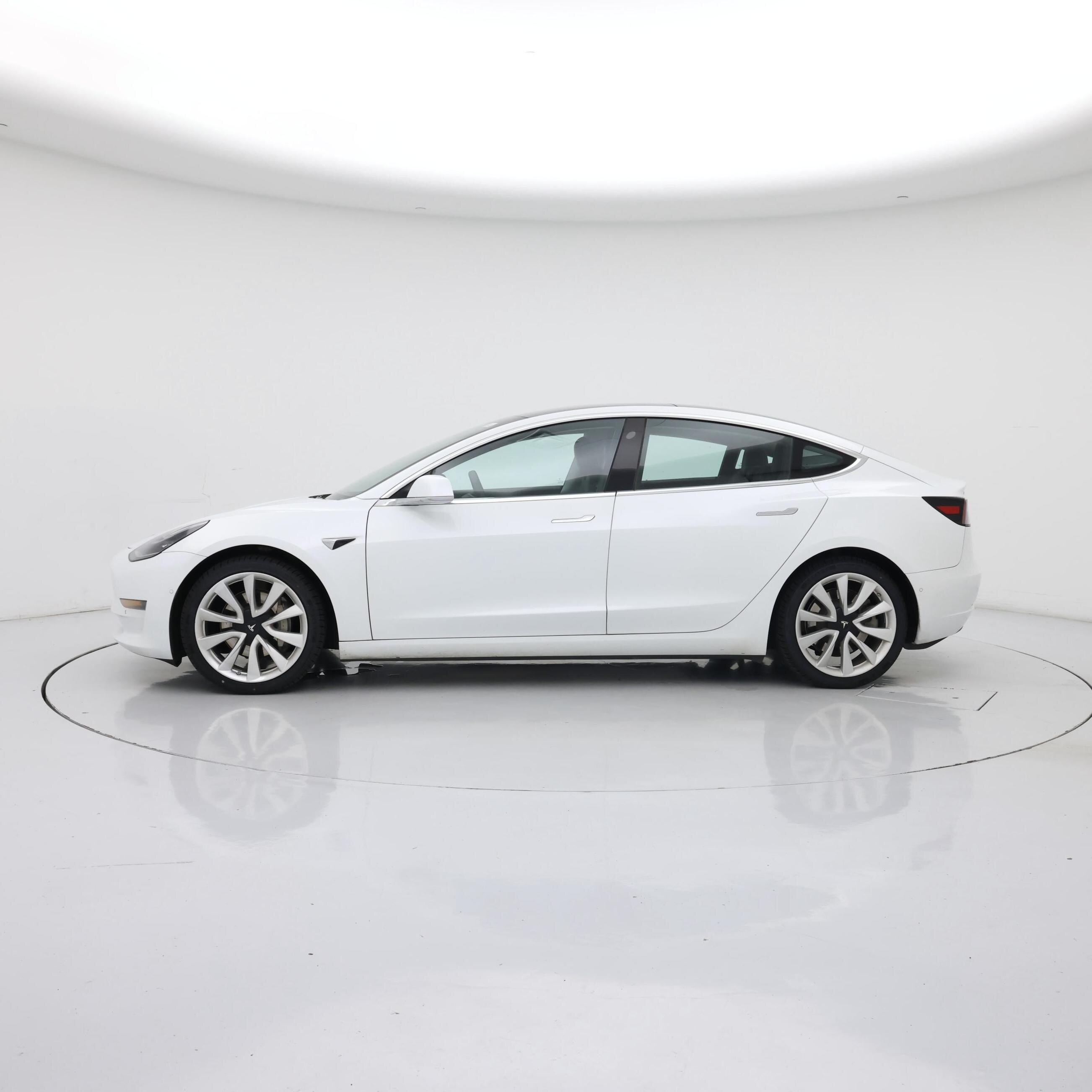 Thumbnail: 2020 Tesla Model 3 - 3
