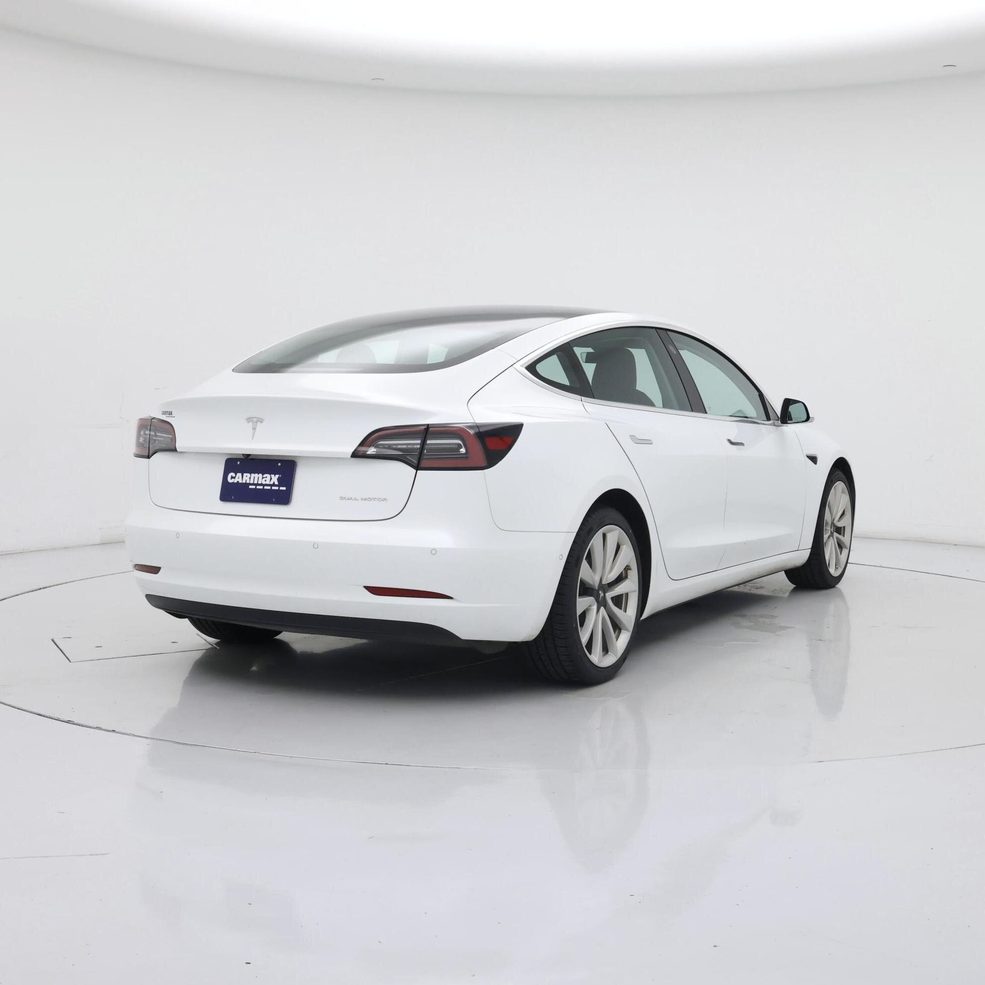 Thumbnail: 2020 Tesla Model 3 - 8