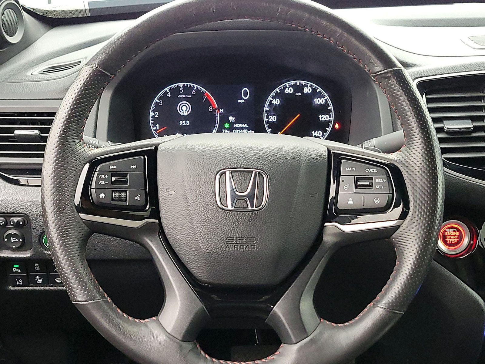 2025 Honda Ridgeline Black Edition - Photo 11
