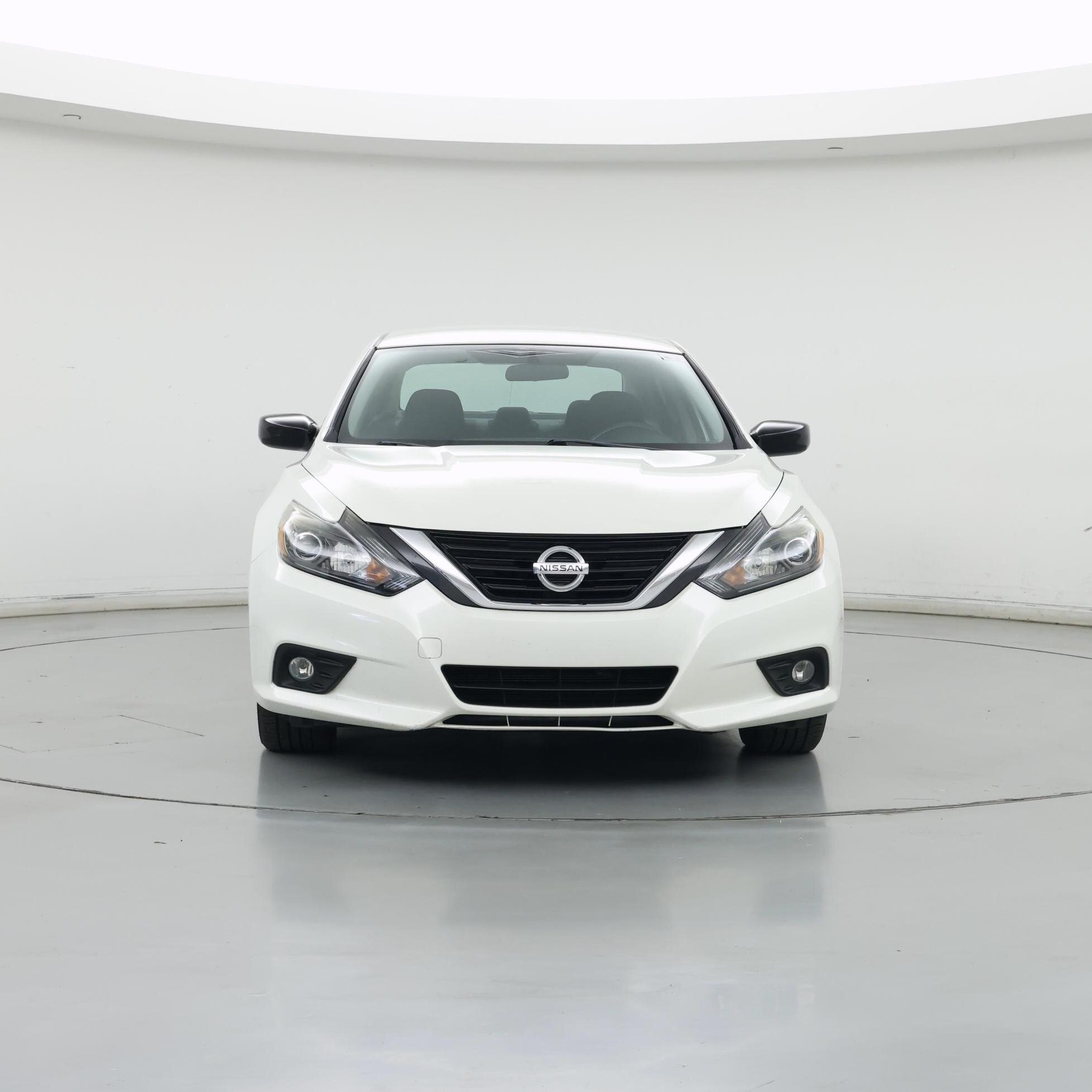Thumbnail: 2017 Nissan Altima - 5