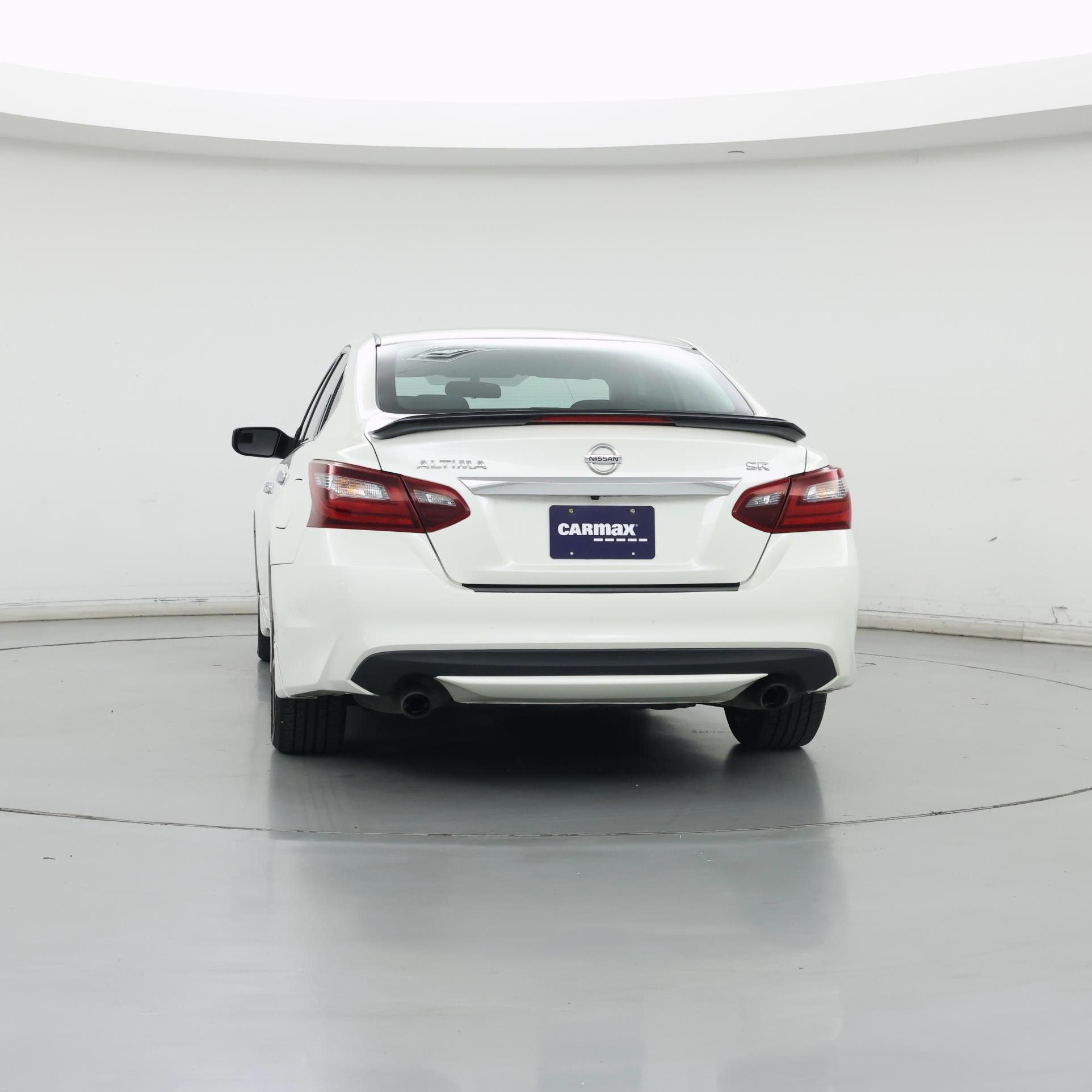 Thumbnail: 2017 Nissan Altima - 6