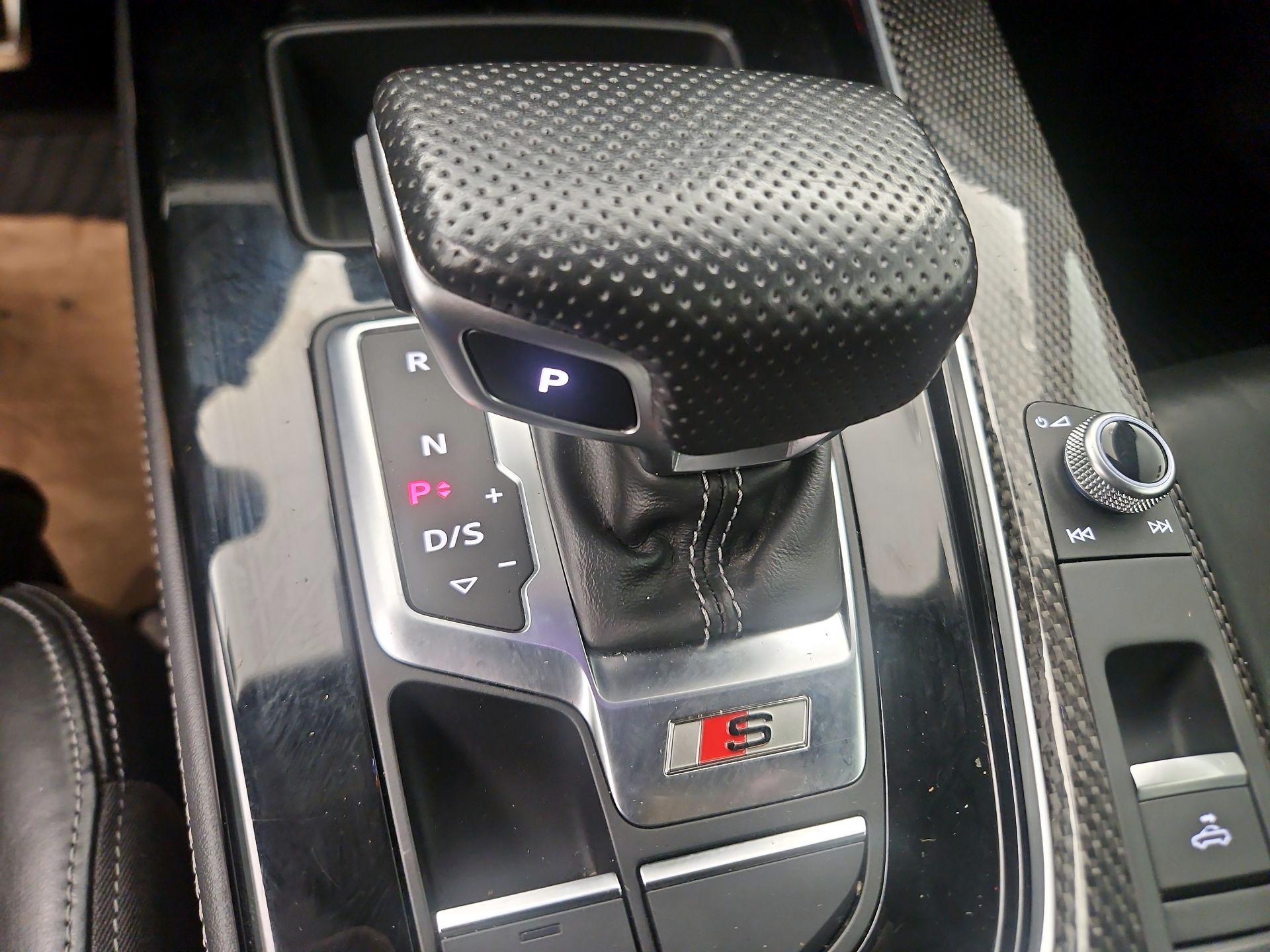 Thumbnail: 2021 Audi S5 - 18