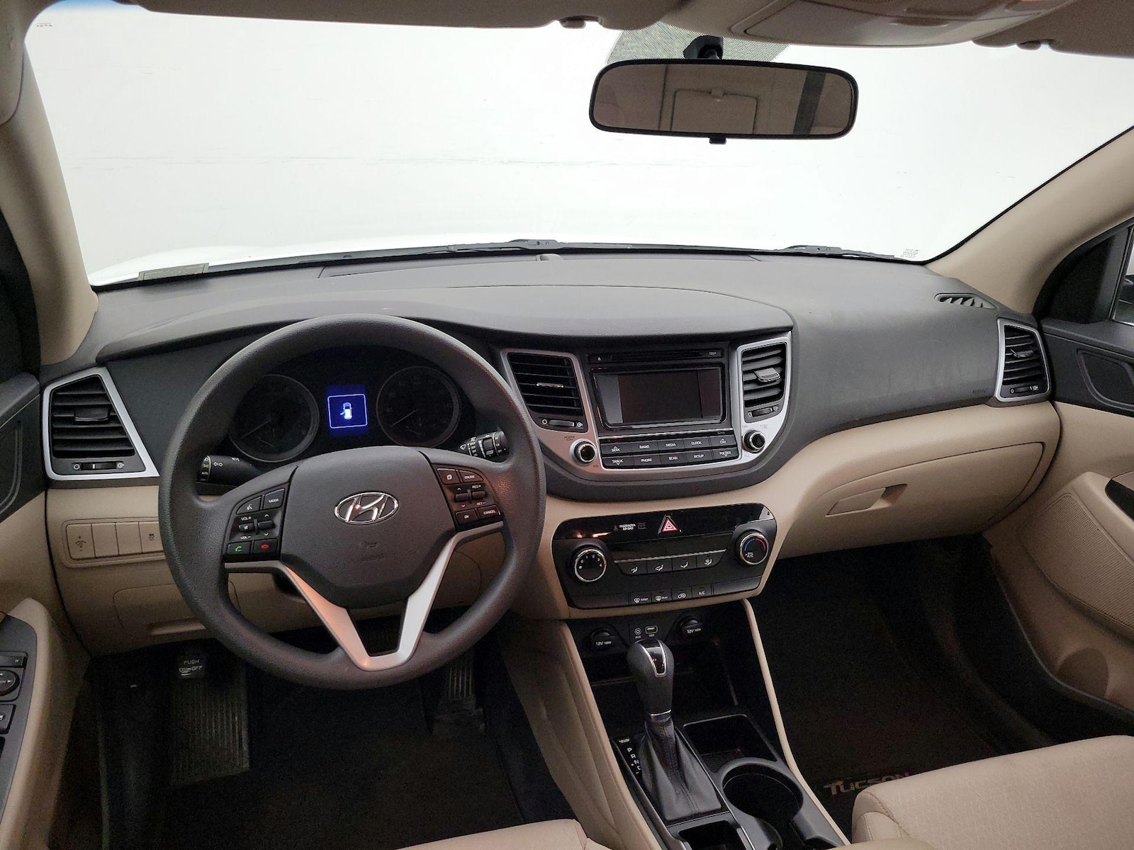 2017 Hyundai Tucson SE - Photo 10