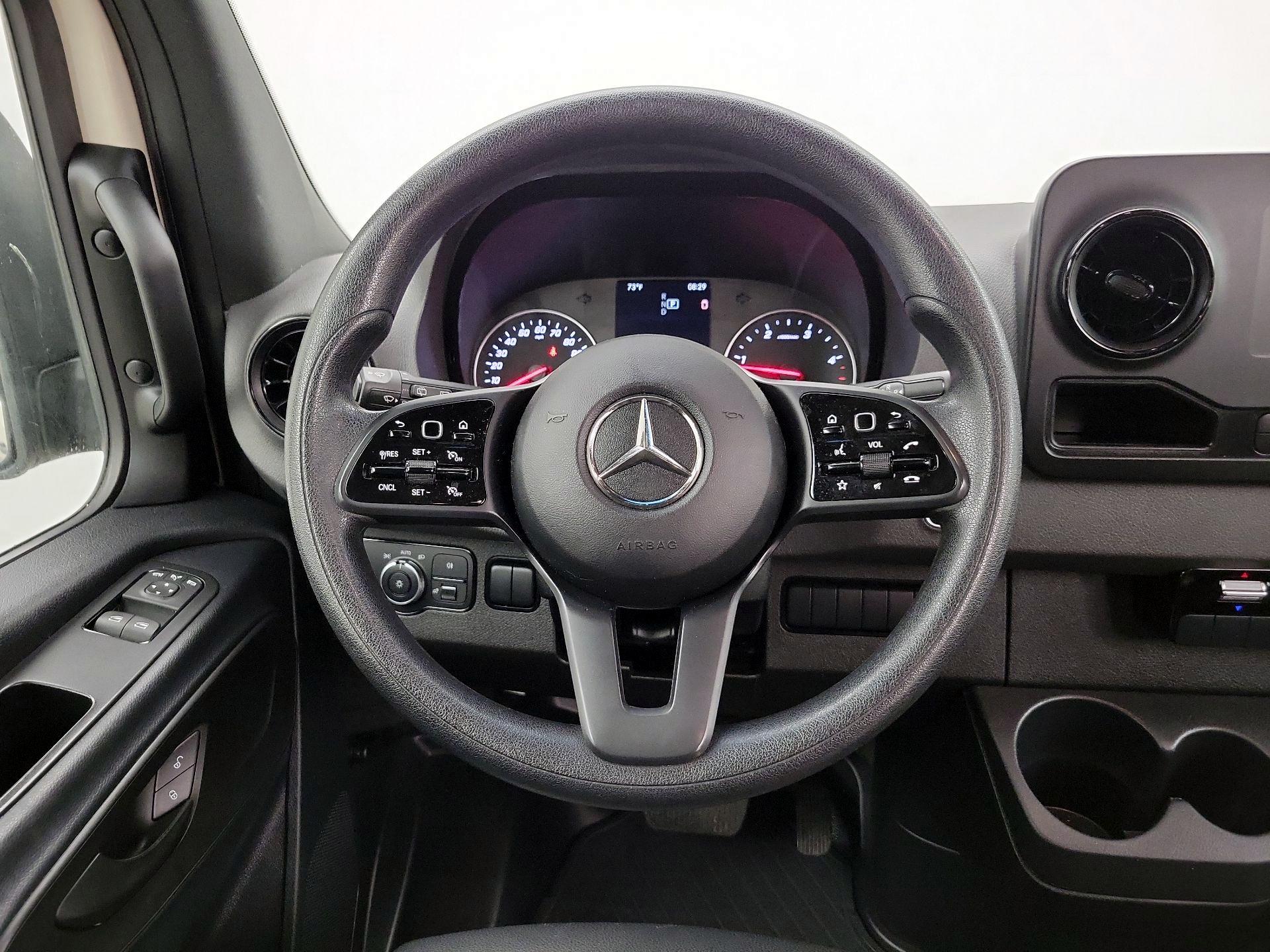 Thumbnail: 2022 Mercedes-Benz Sprinter - 10