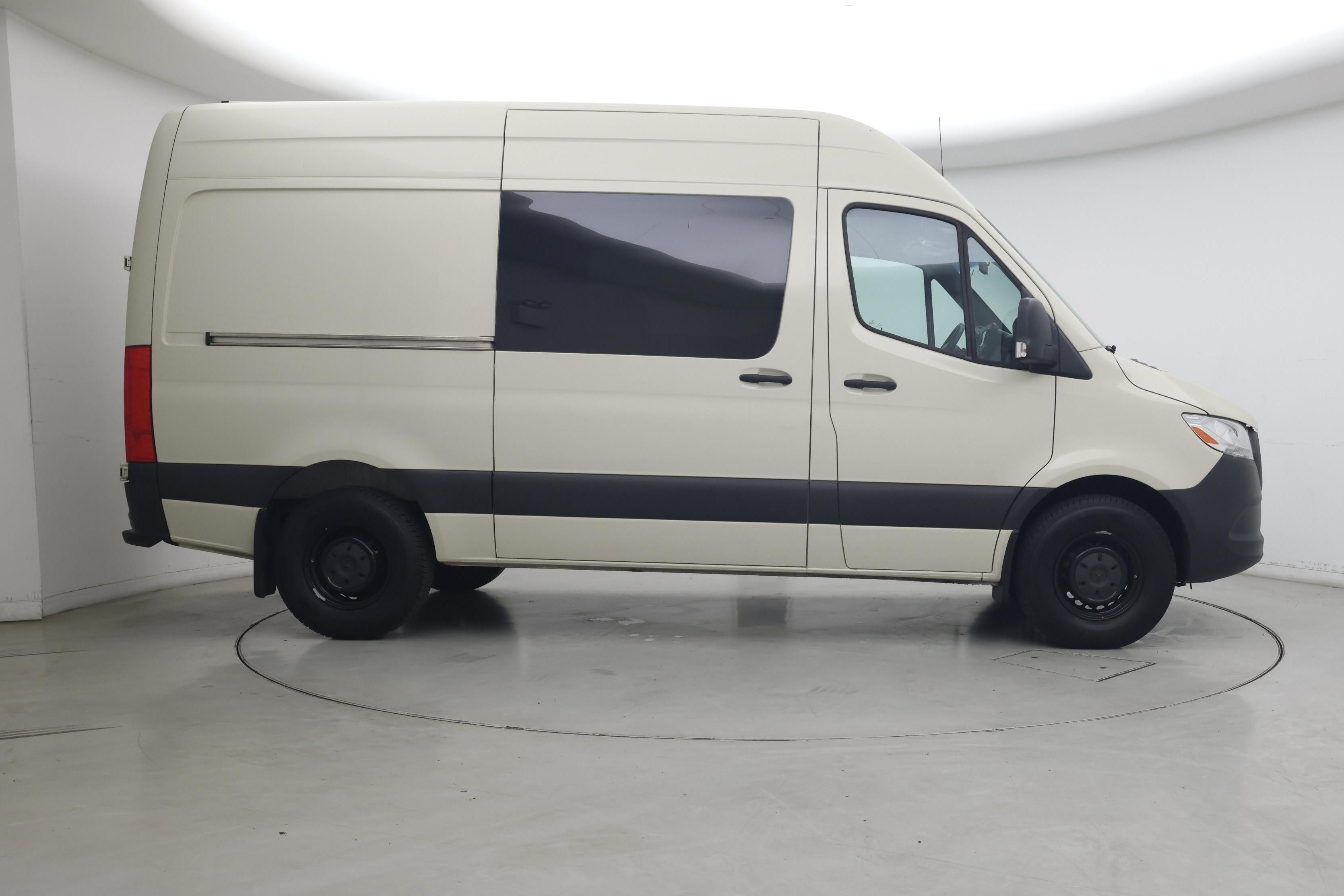 Thumbnail: 2022 Mercedes-Benz Sprinter - 7