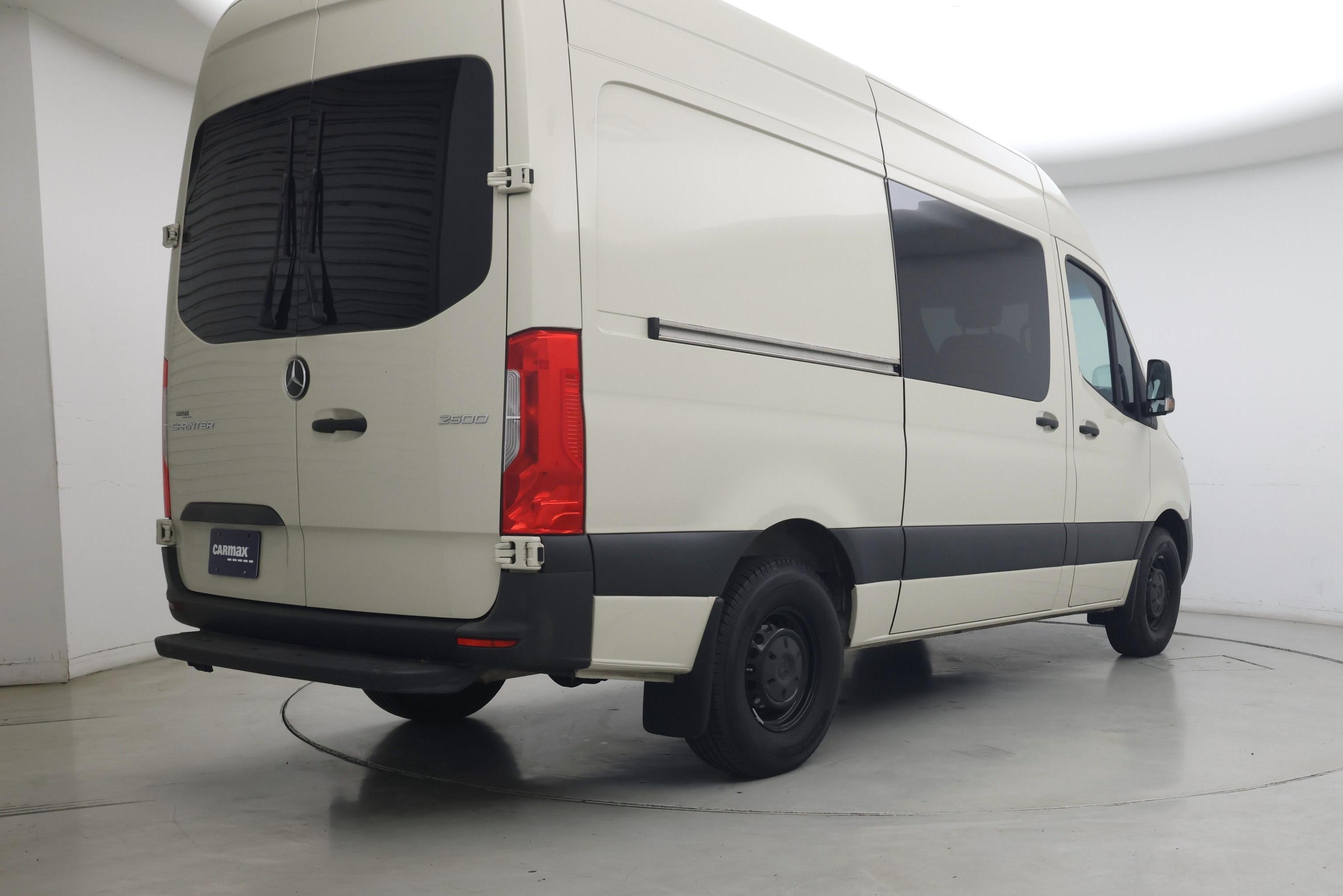 Thumbnail: 2022 Mercedes-Benz Sprinter - 8