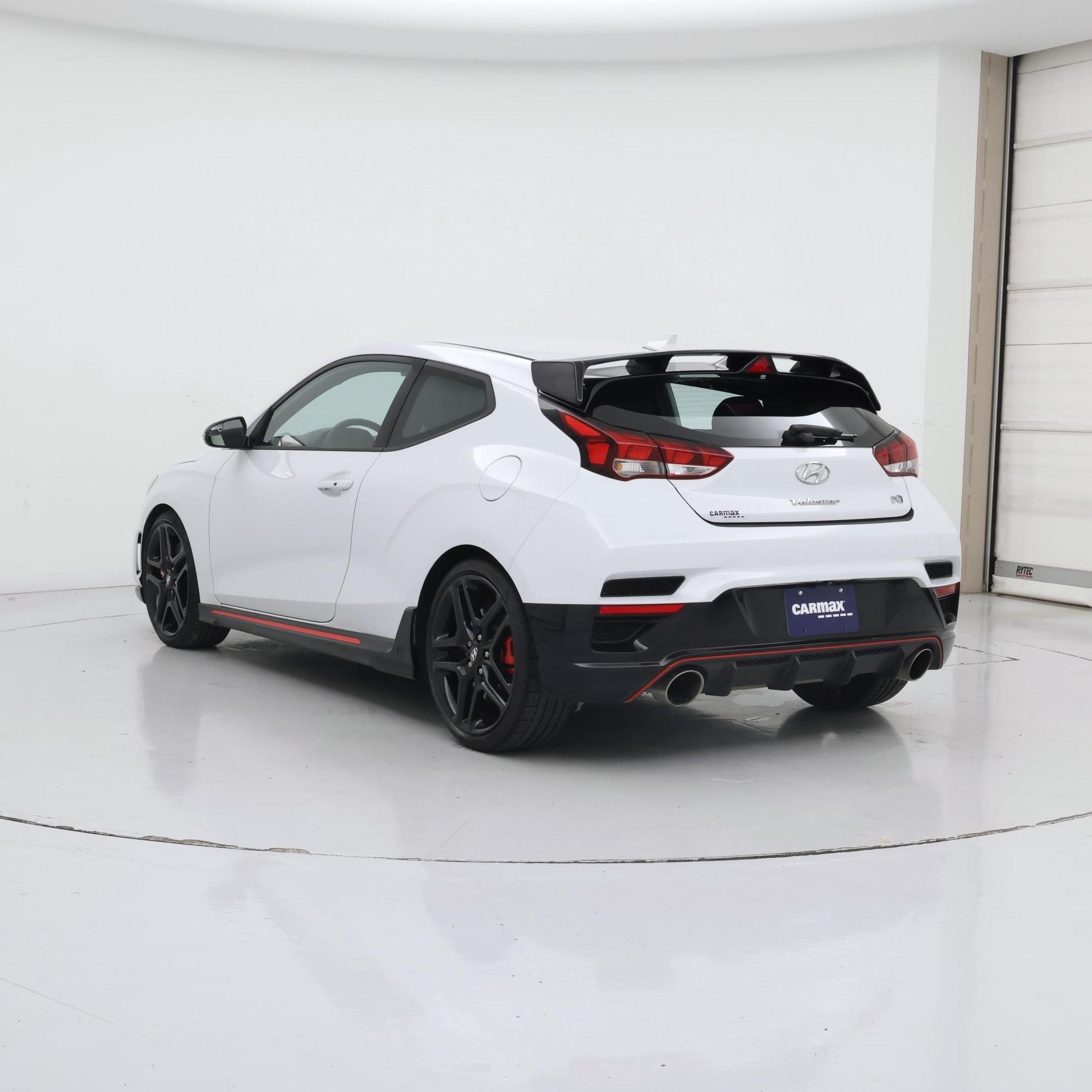 Thumbnail: 2019 Hyundai Veloster - 2