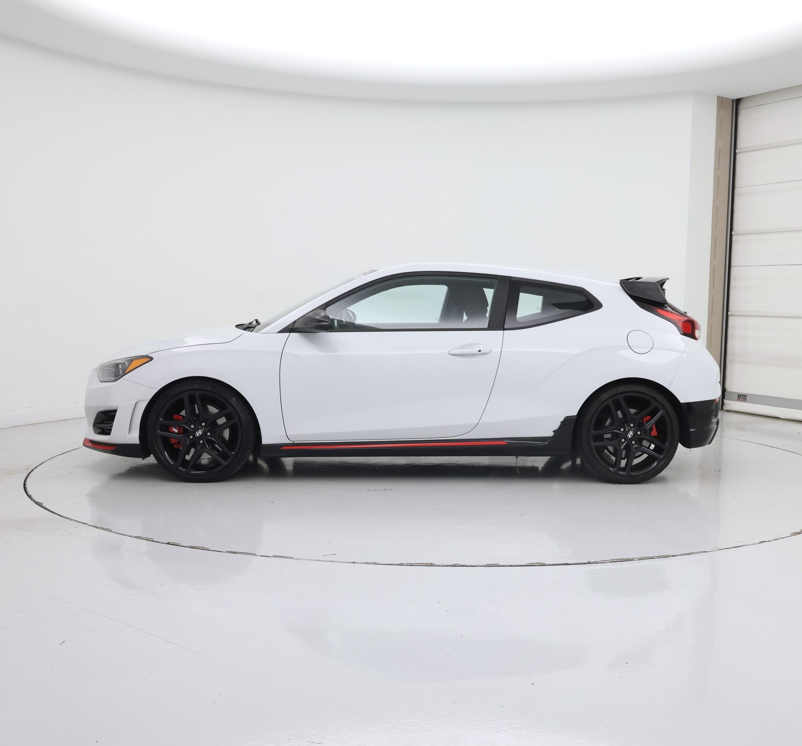 Thumbnail: 2019 Hyundai Veloster - 3