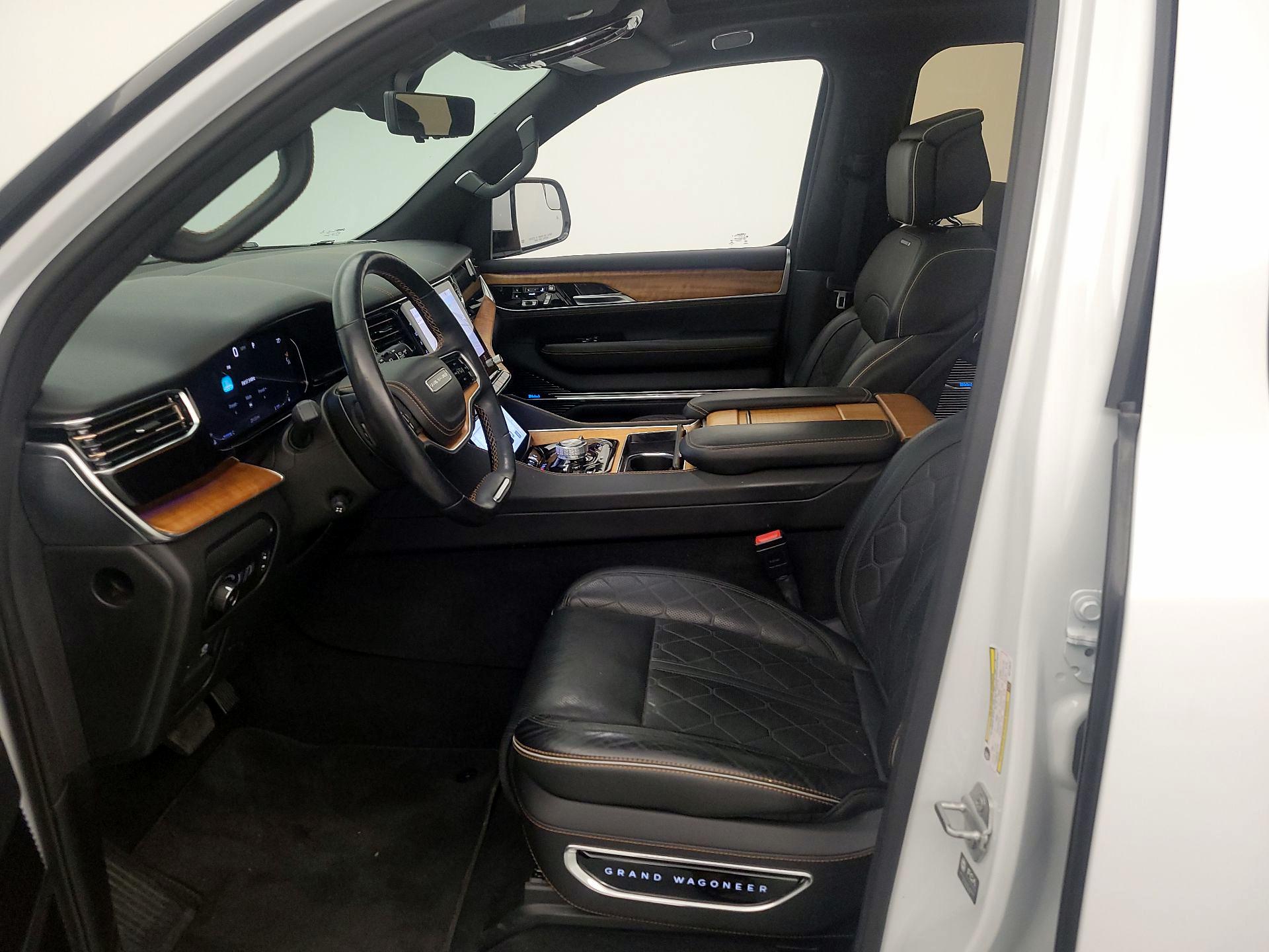 Thumbnail: 2022 Jeep Grand Wagoneer - 11