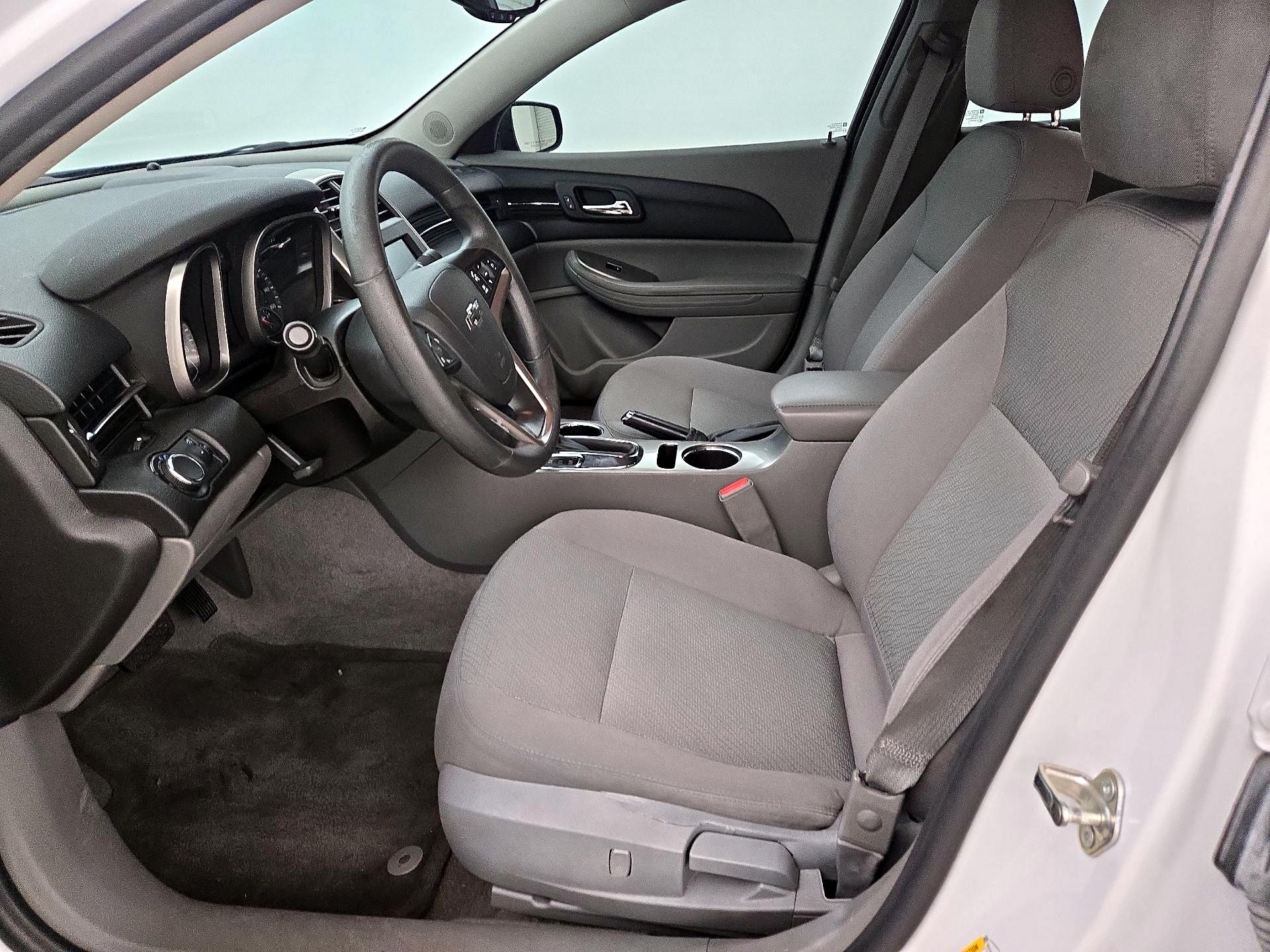 Thumbnail: 2014 Chevrolet Malibu - 11