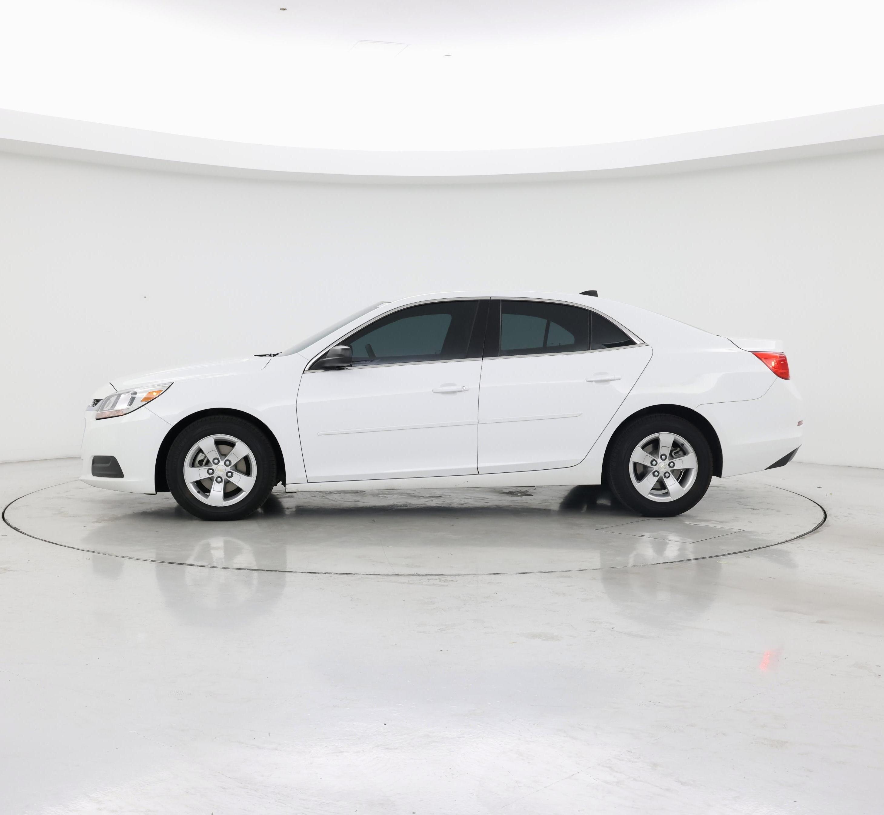 Thumbnail: 2014 Chevrolet Malibu - 3