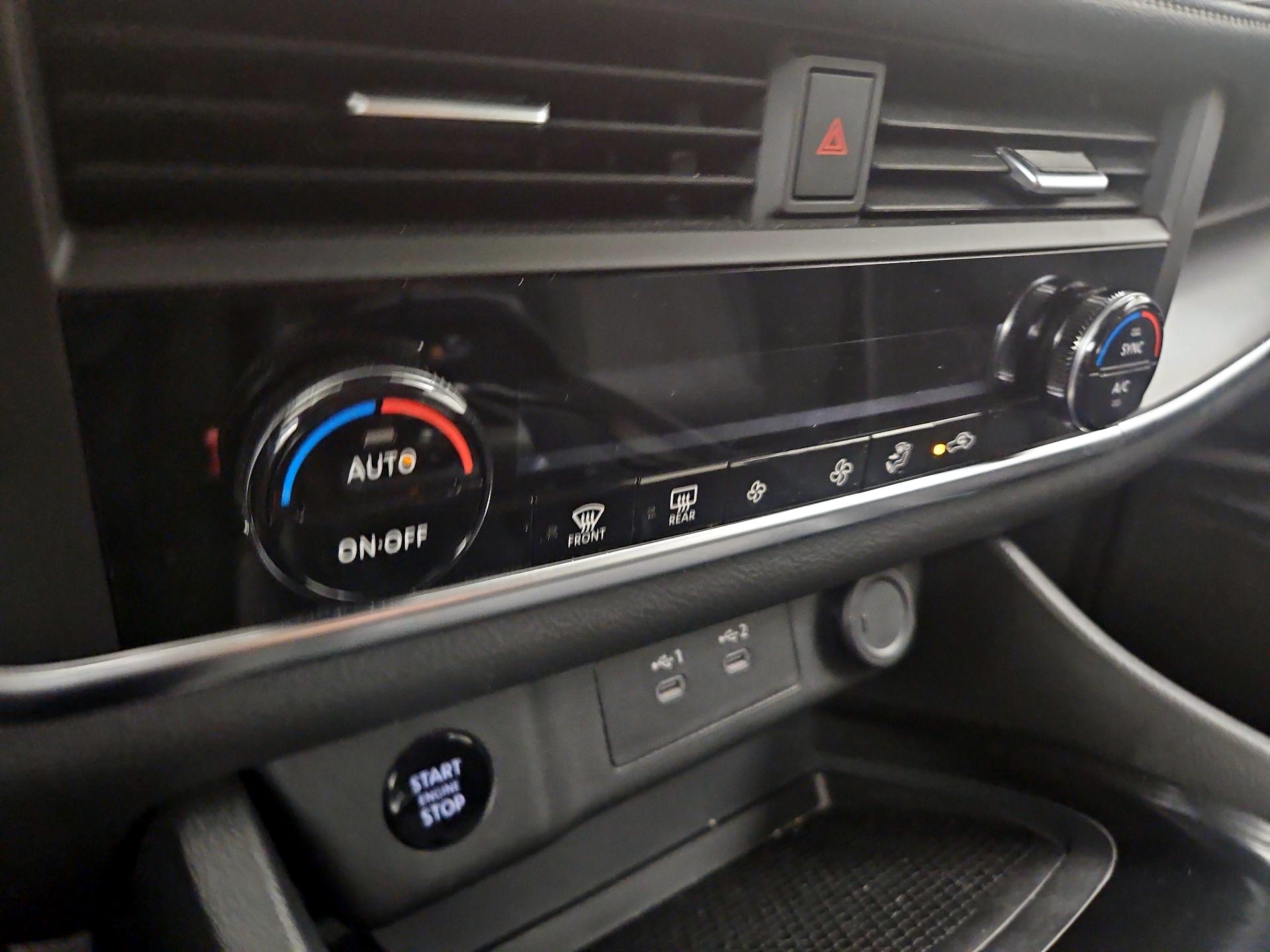 Thumbnail: 2024 Nissan Rogue - 15