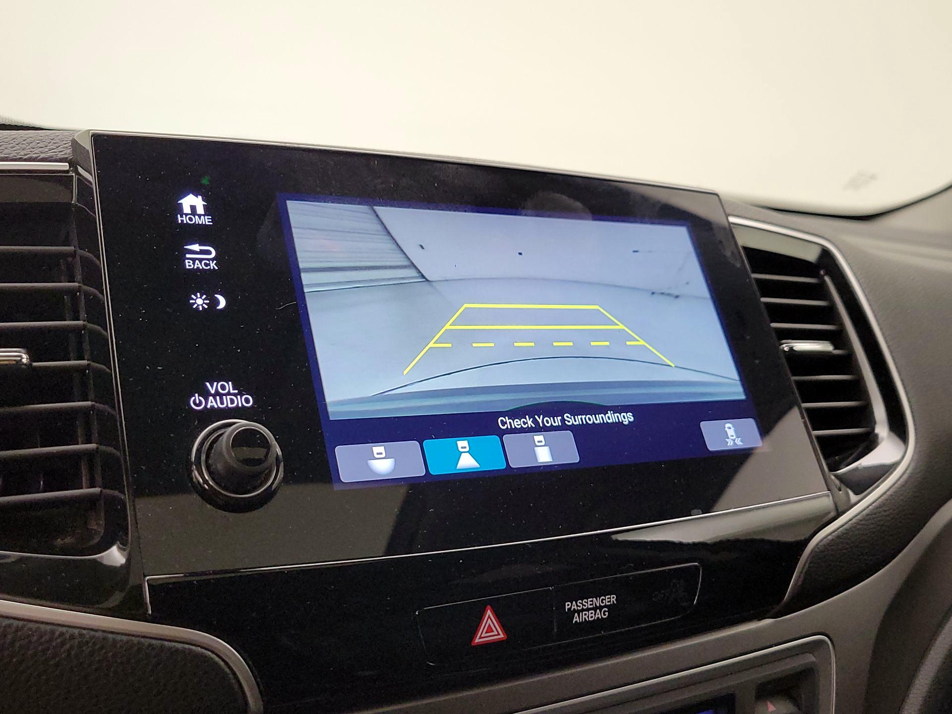 Thumbnail: 2019 Honda Pilot - 14