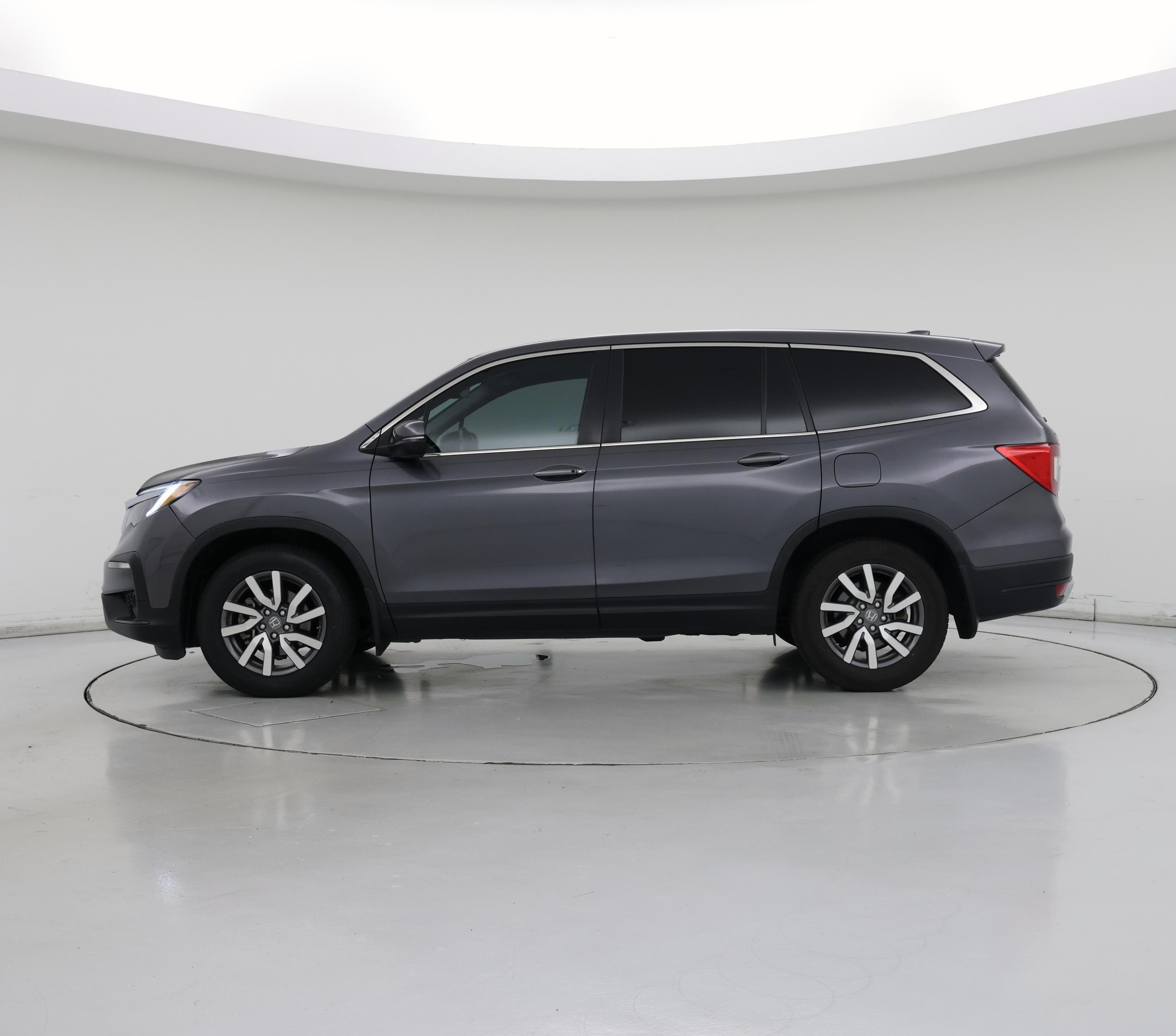 Thumbnail: 2019 Honda Pilot - 3