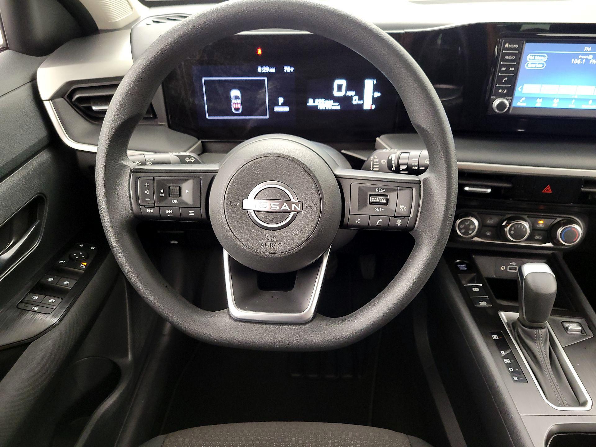 Thumbnail: 2025 Nissan Kicks - 10