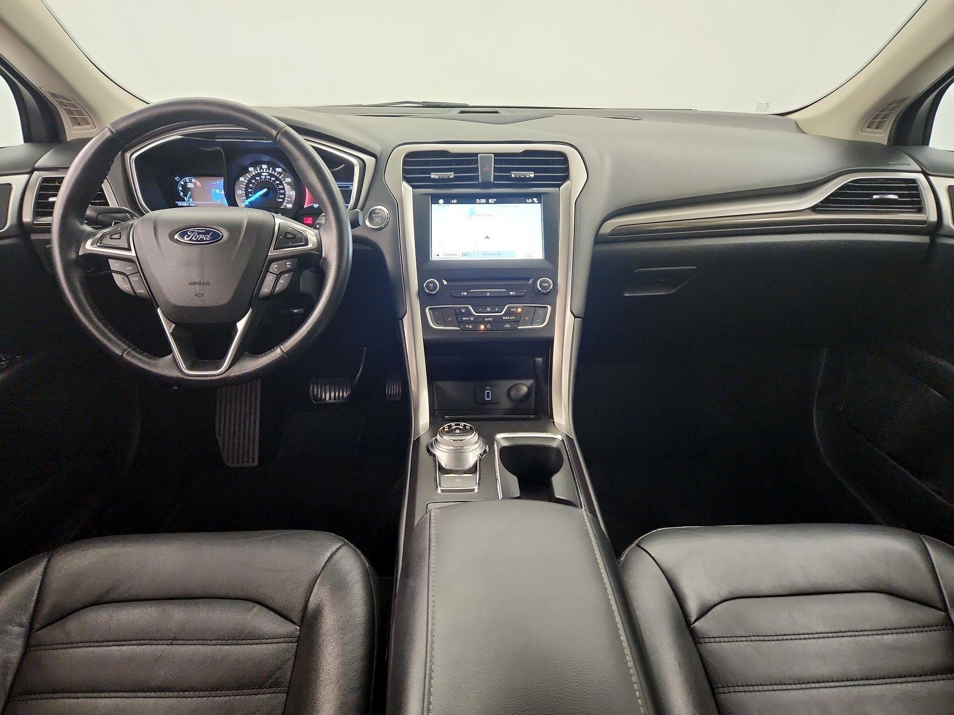 Thumbnail: 2017 Ford Fusion - 9