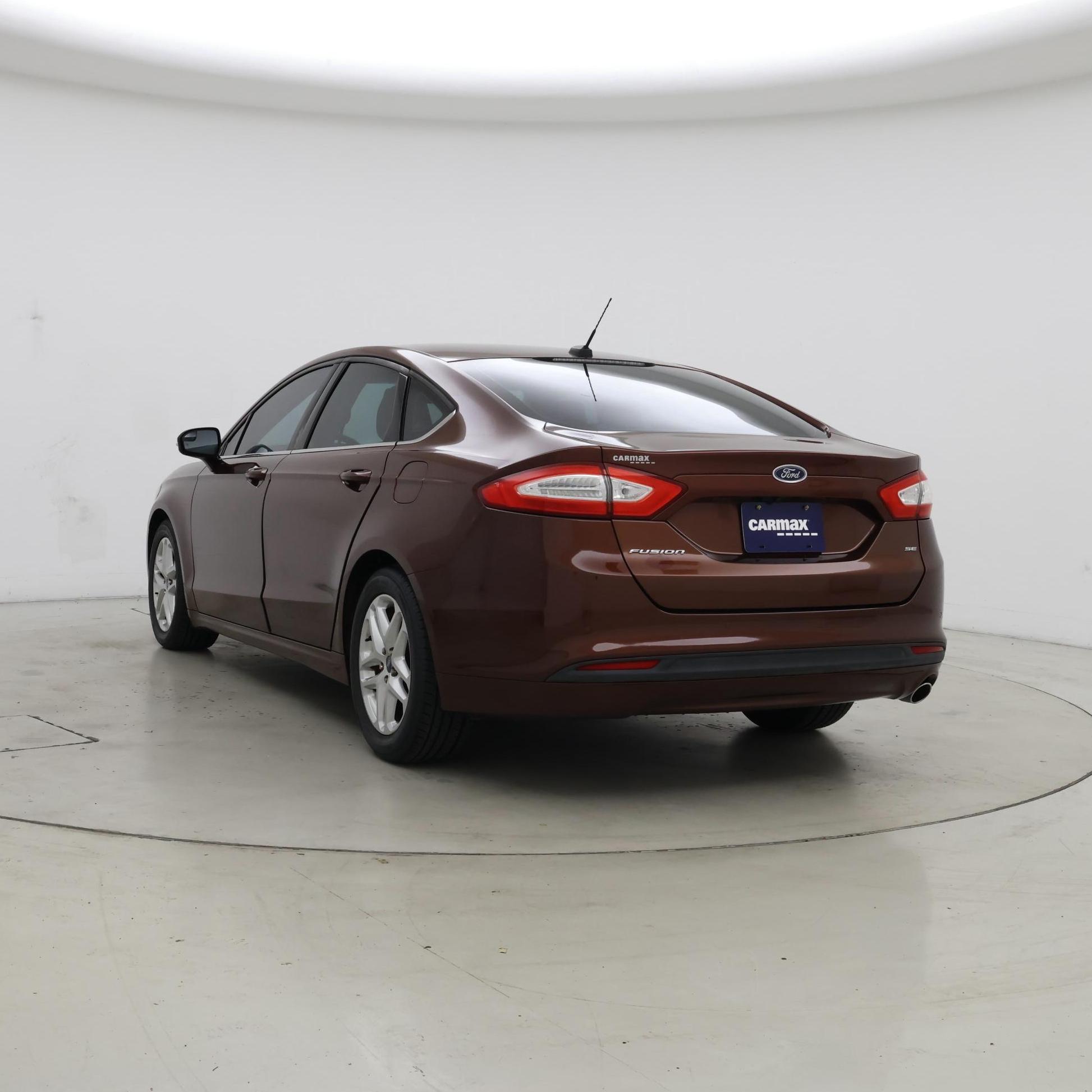 Thumbnail: 2016 Ford Fusion - 2