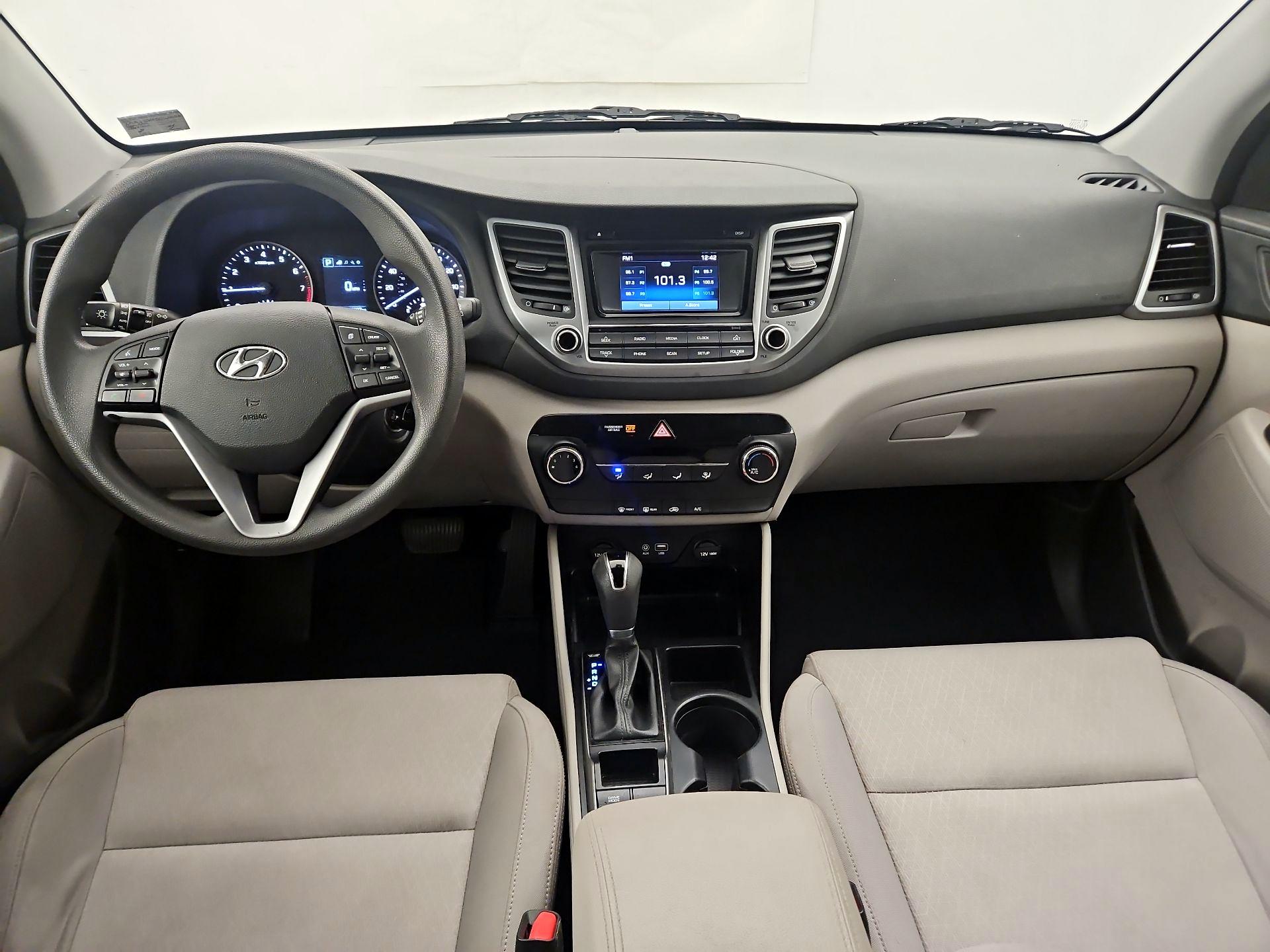 Thumbnail: 2017 Hyundai Tucson - 9