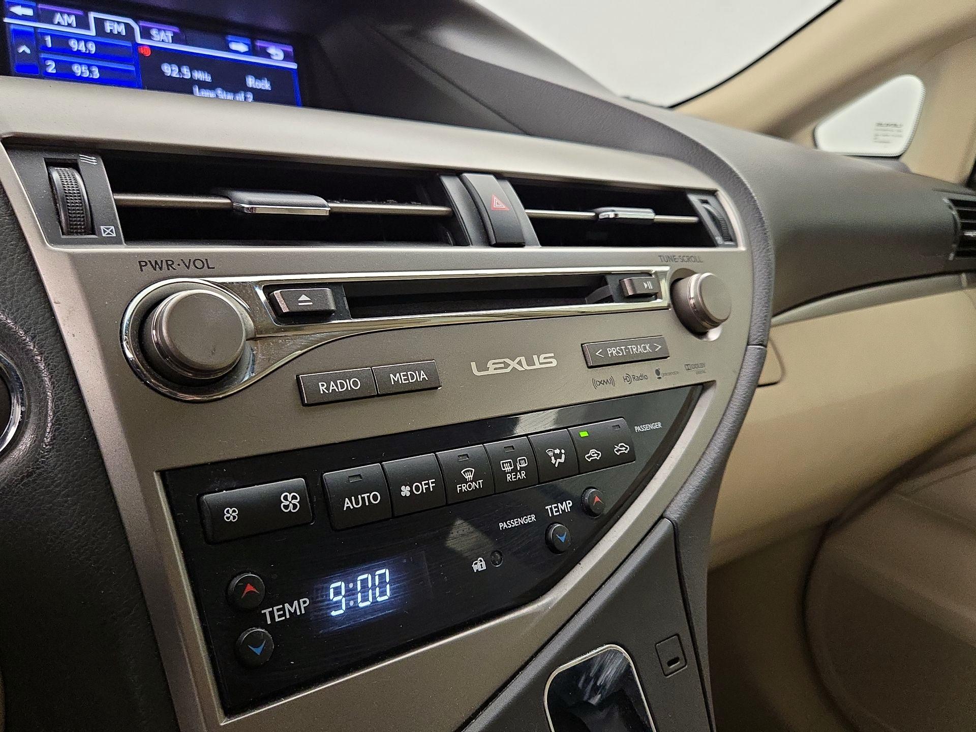 Thumbnail: 2015 Lexus RX - 17