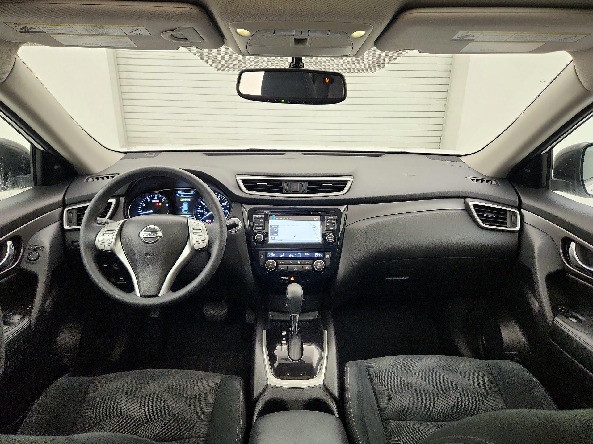 Thumbnail: 2015 Nissan Rogue - 9