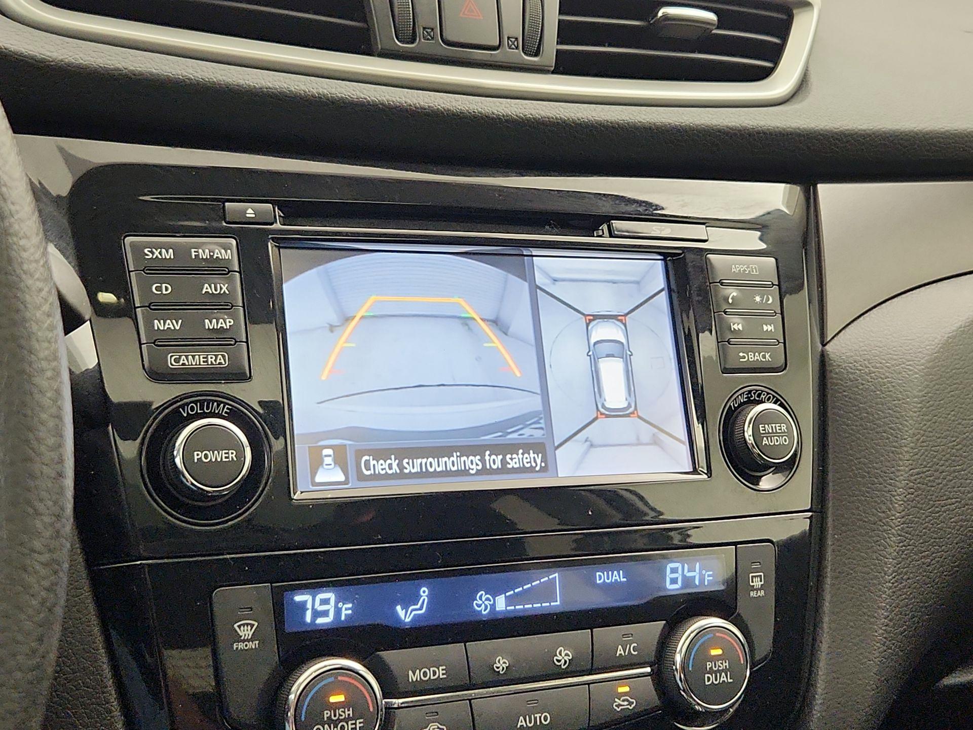 Thumbnail: 2015 Nissan Rogue - 15