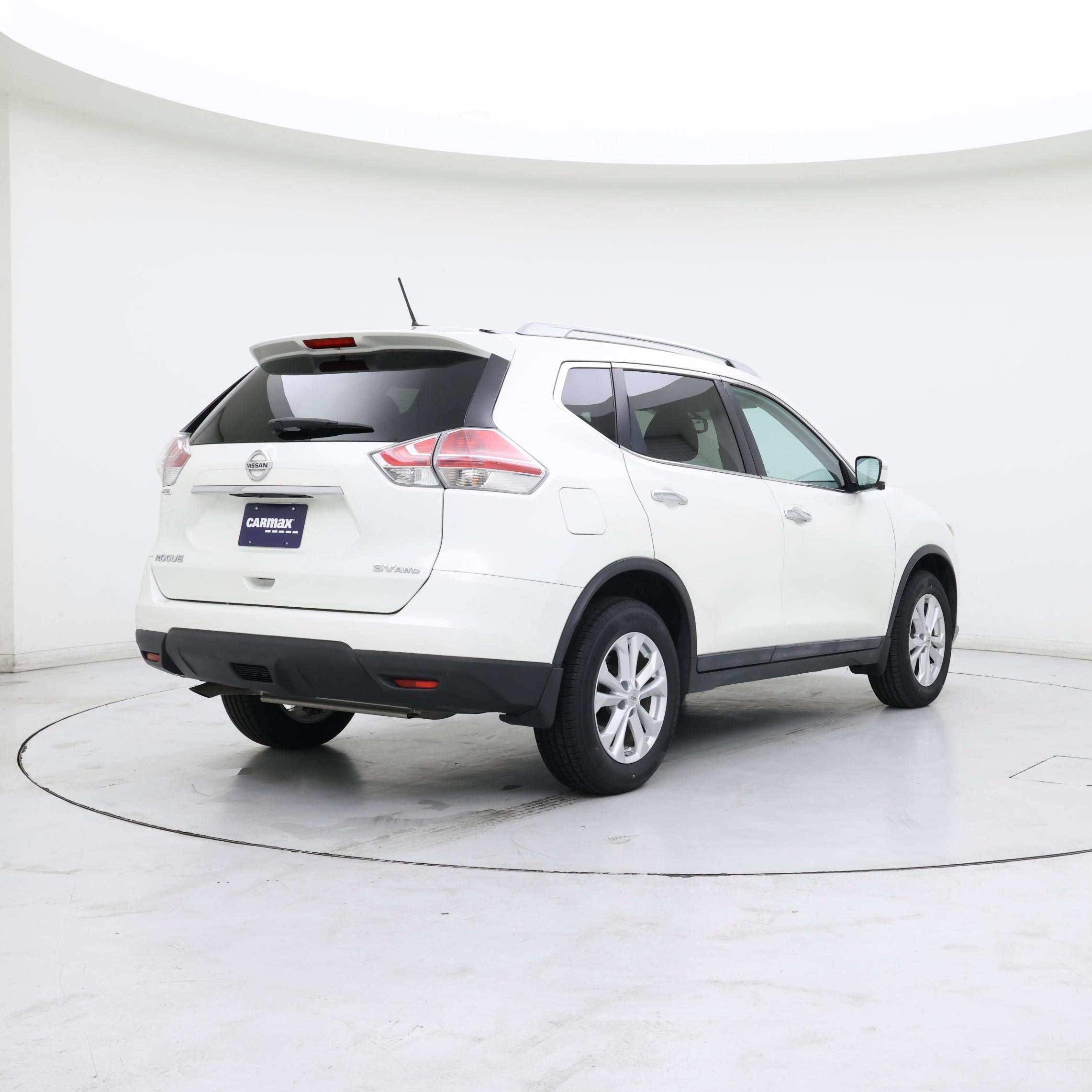 Thumbnail: 2015 Nissan Rogue - 8