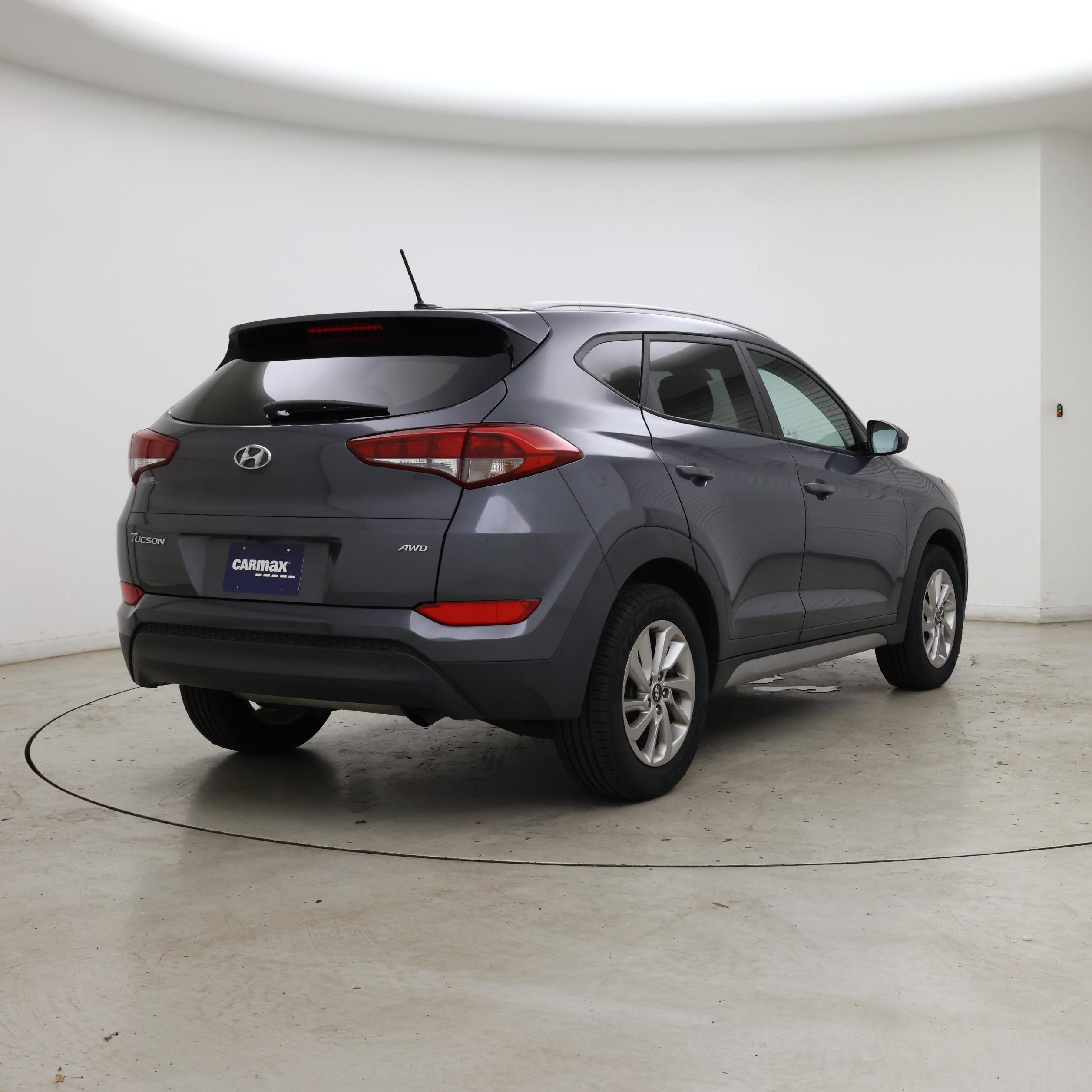 Thumbnail: 2017 Hyundai Tucson - 8