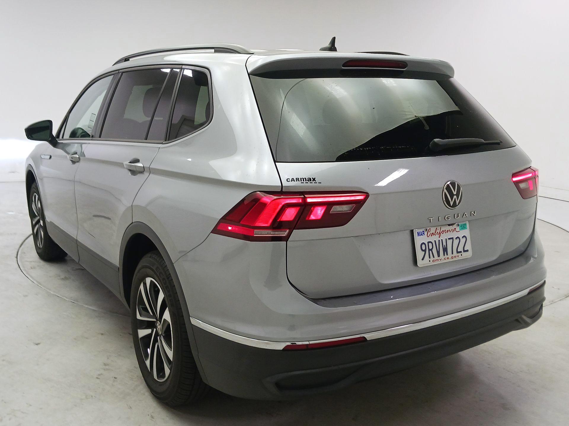 Thumbnail: 2023 Volkswagen Tiguan - 7