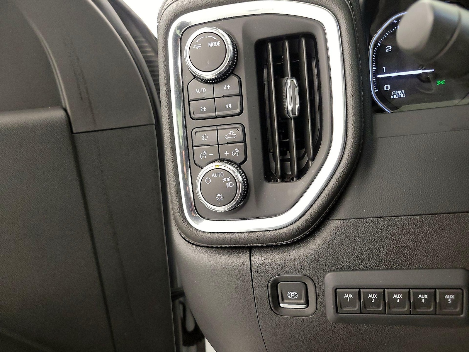 2022 GMC Sierra 3500 SLE, photo 14
