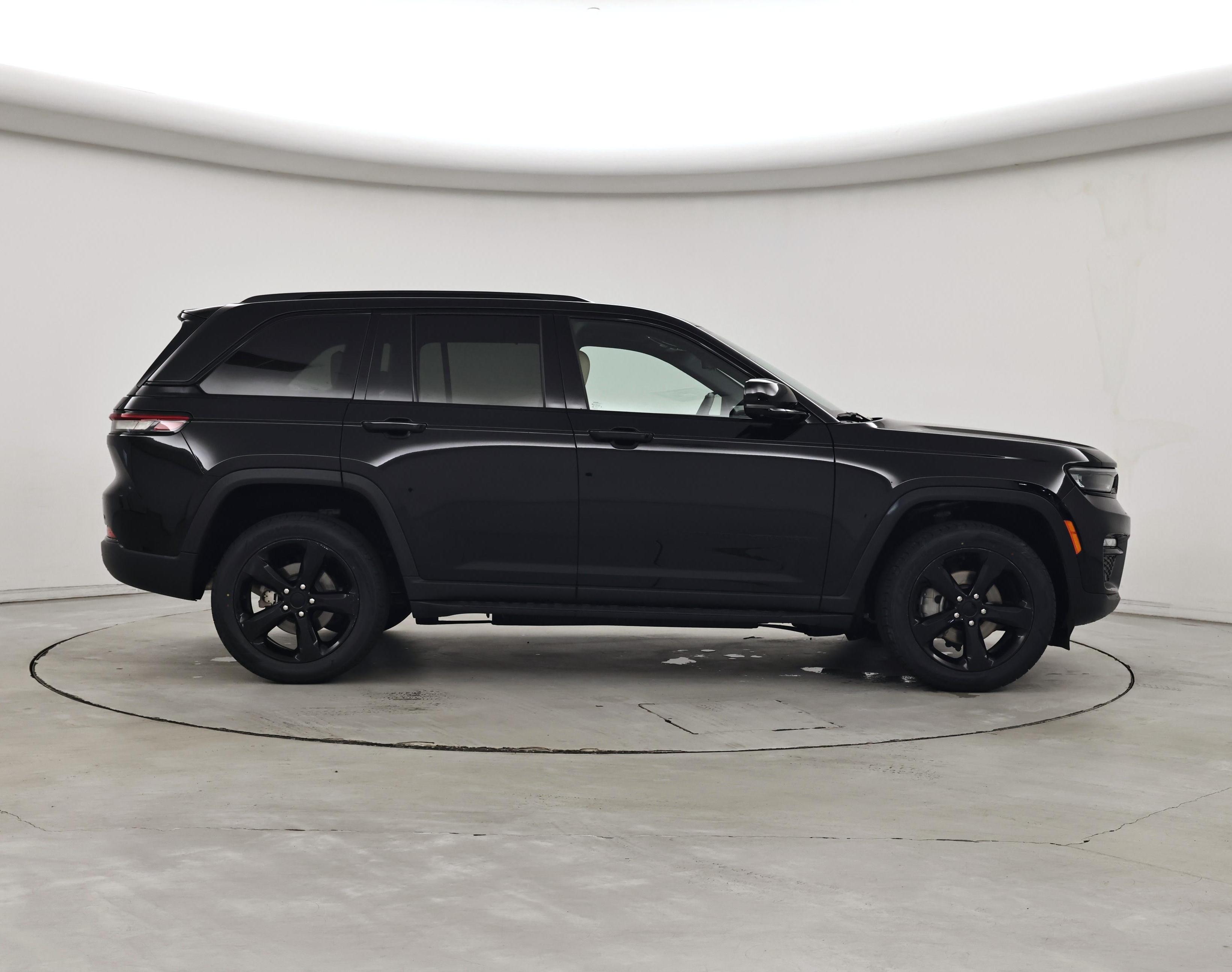 Thumbnail: 2023 Jeep Grand Cherokee - 7