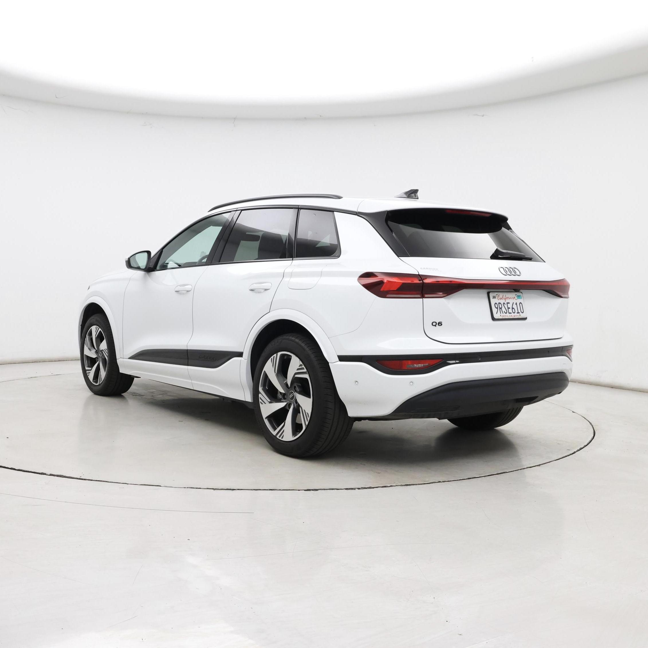 Thumbnail: 2025 Audi Q6 e-tron - 2