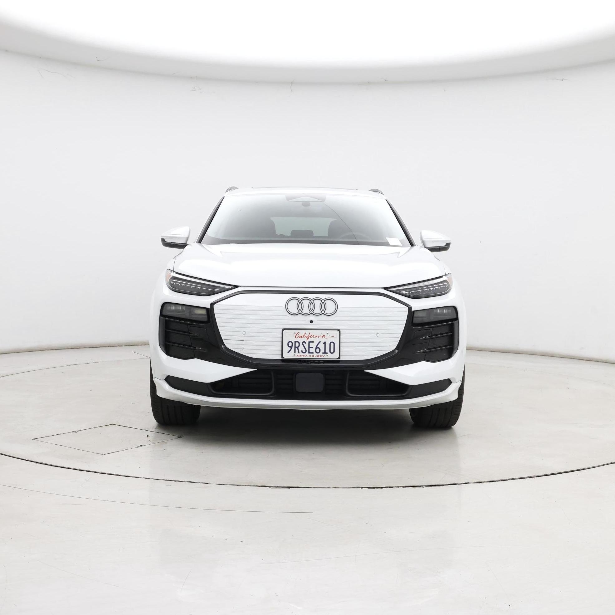 Thumbnail: 2025 Audi Q6 e-tron - 5