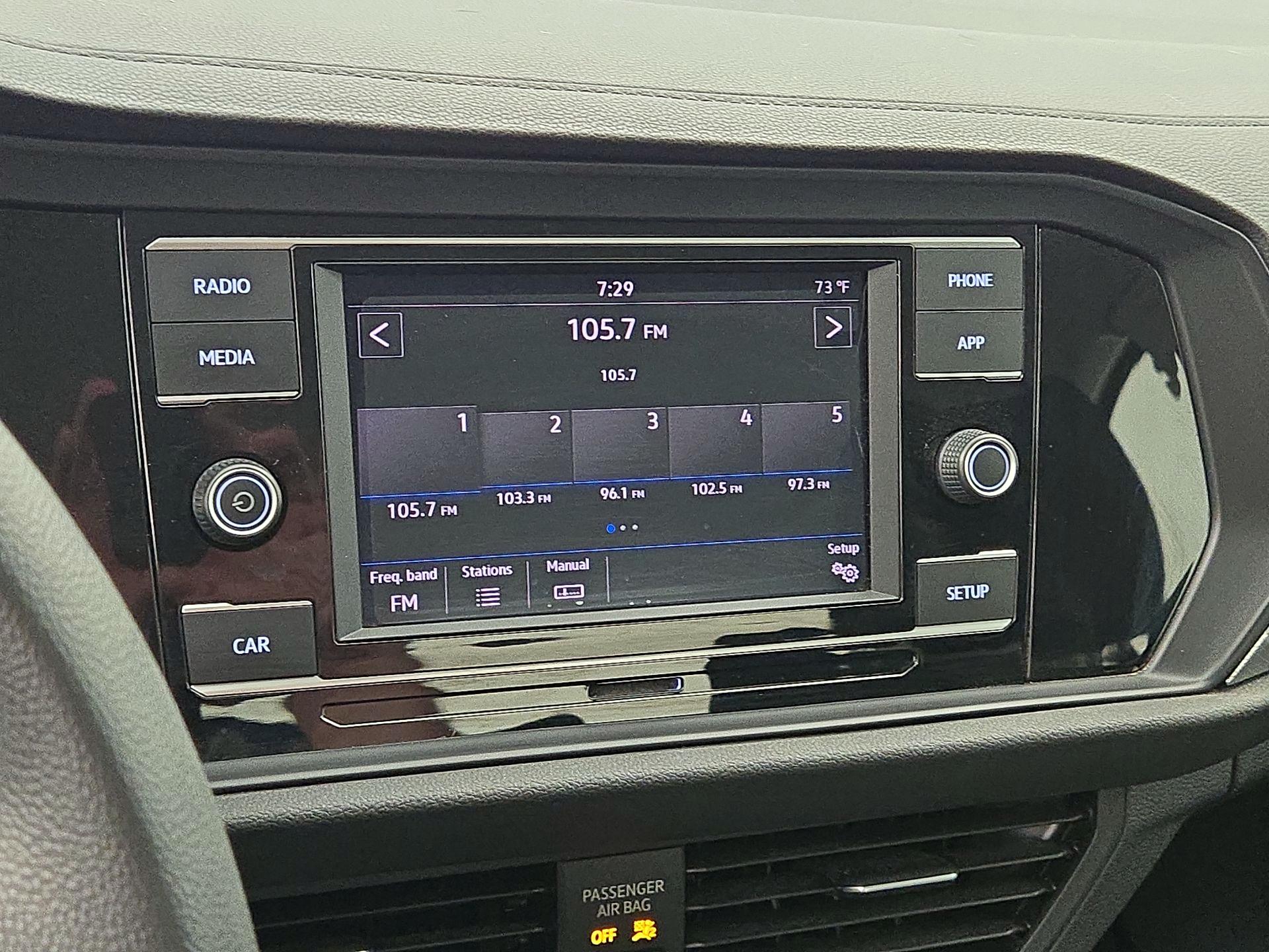 Thumbnail: 2019 Volkswagen Jetta - 15