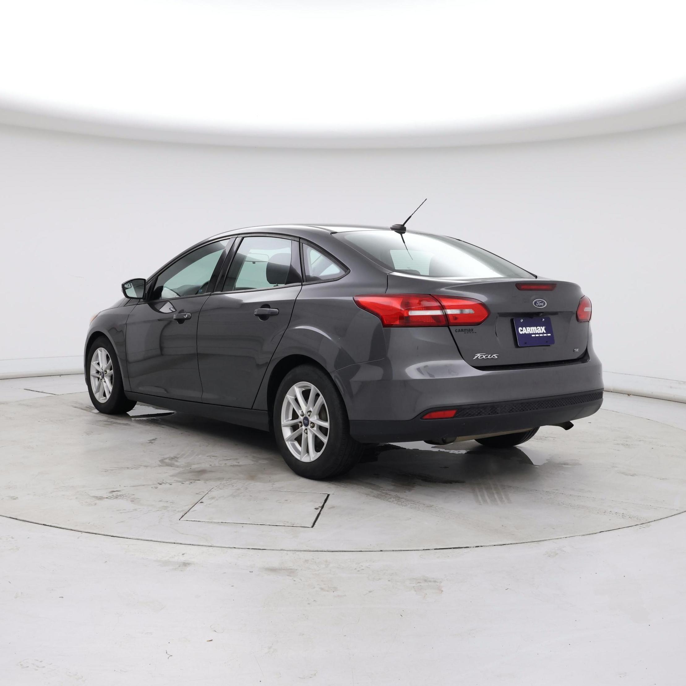 Thumbnail: 2017 Ford Focus - 2