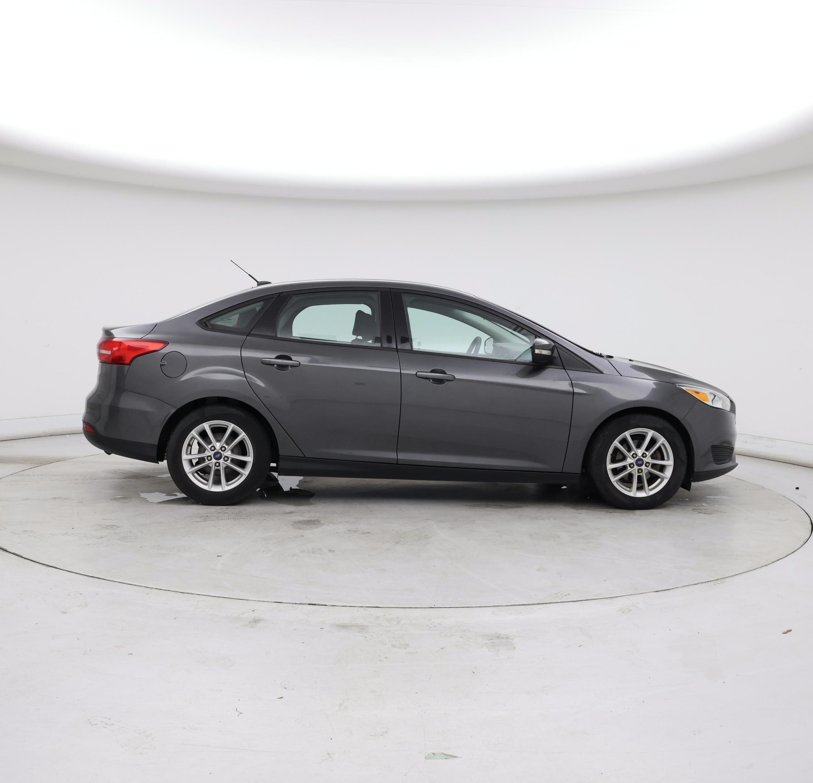 Thumbnail: 2017 Ford Focus - 7