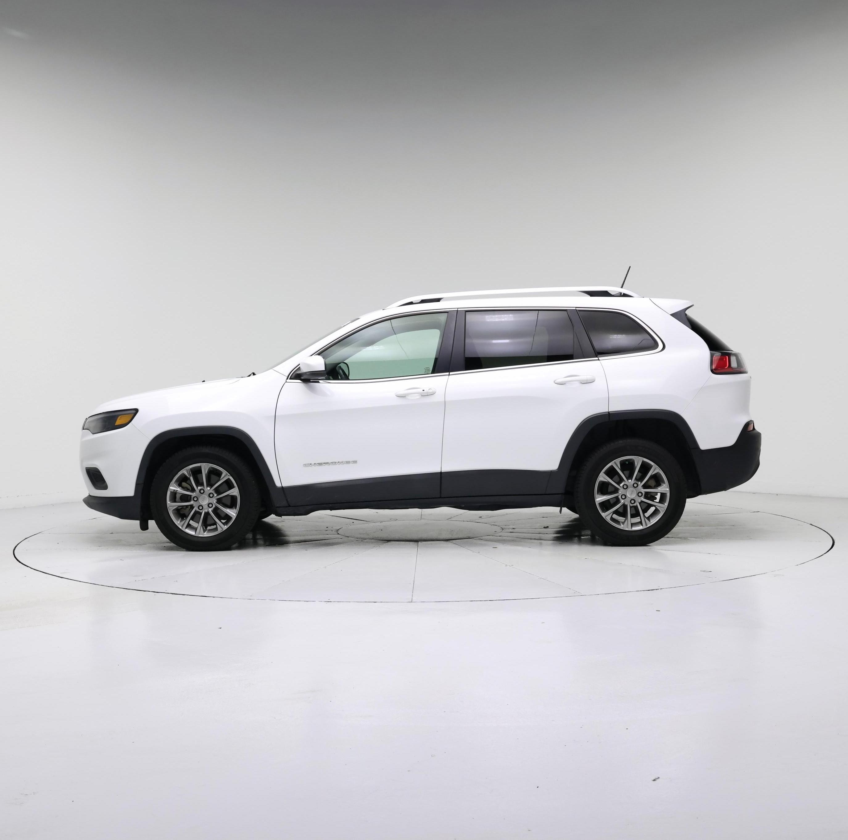 Thumbnail: 2019 Jeep Cherokee - 3