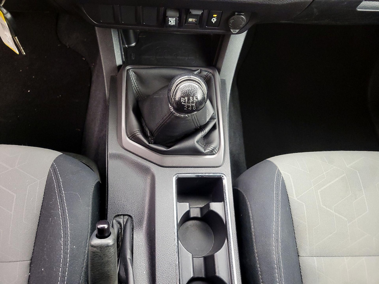 2022 Toyota Tacoma TRD Off Road - Photo 18