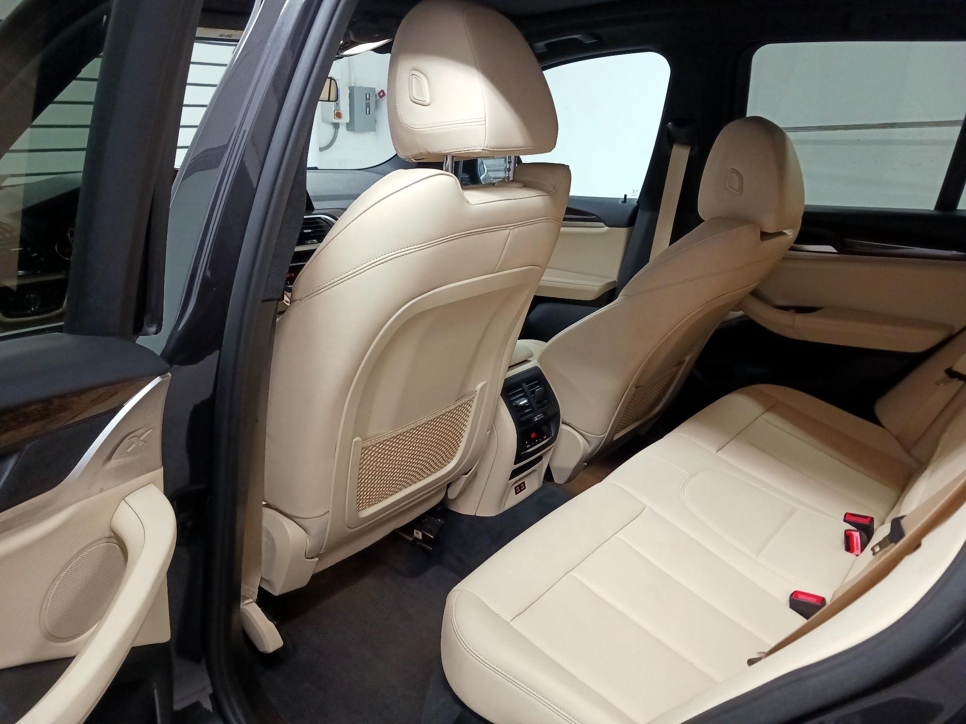 Thumbnail: 2020 BMW X3 - 18