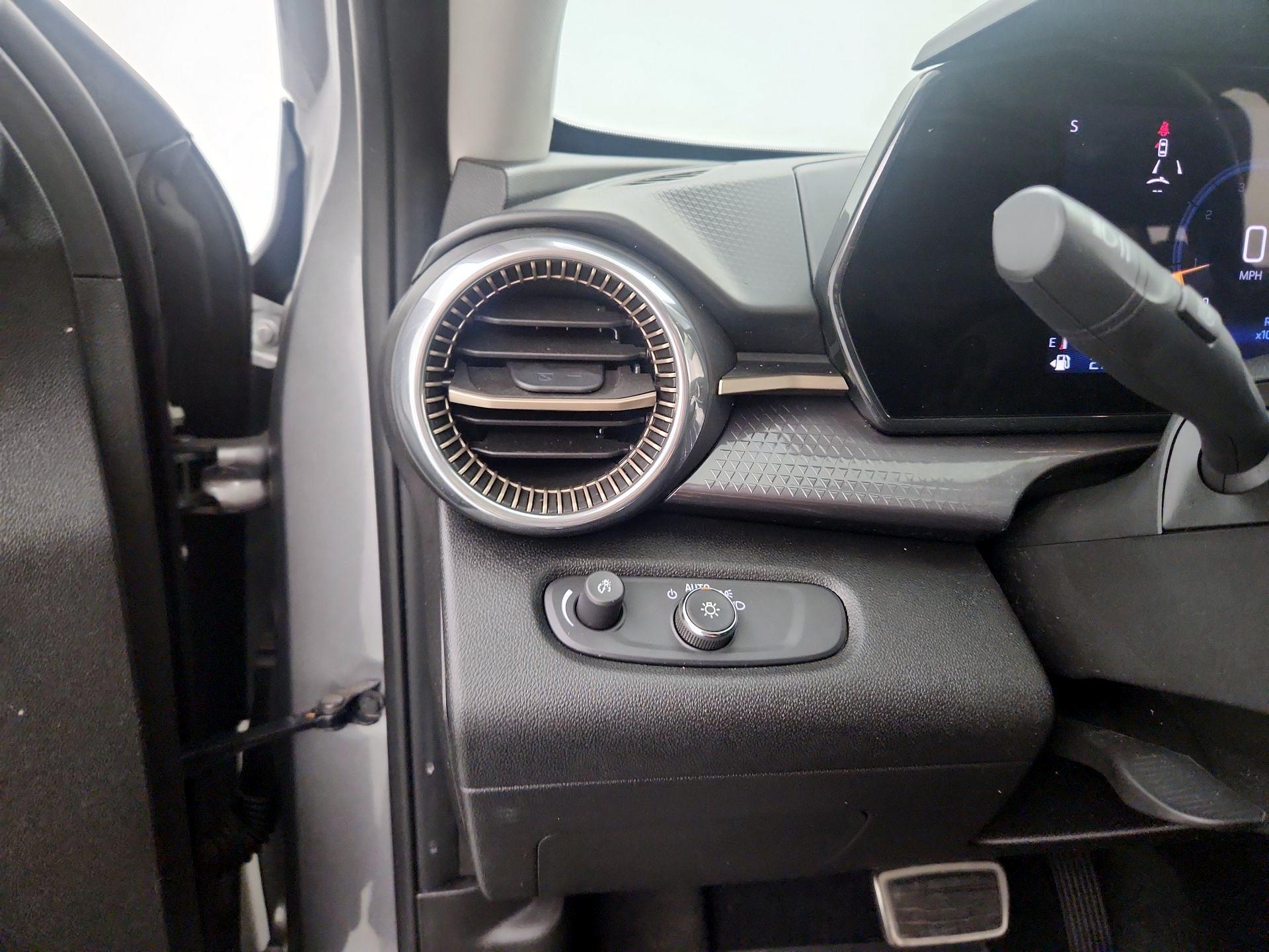 Thumbnail: 2024 Chevrolet Trax - 13