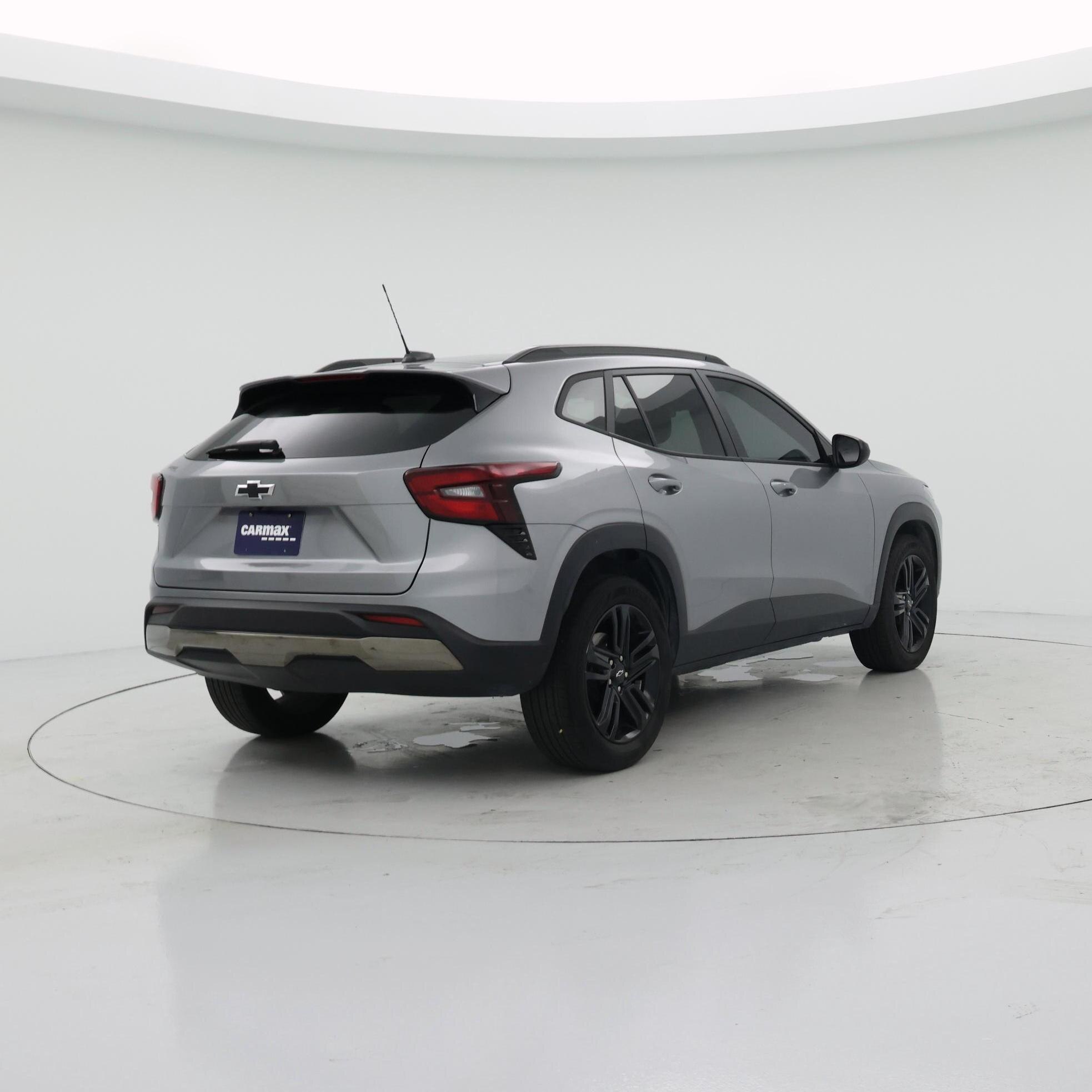 Thumbnail: 2024 Chevrolet Trax - 8