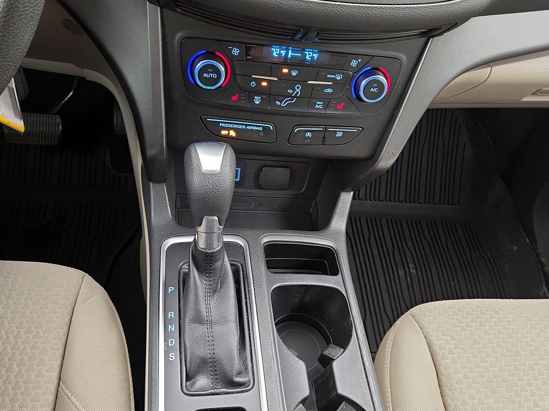 Thumbnail: 2017 Ford Escape - 17