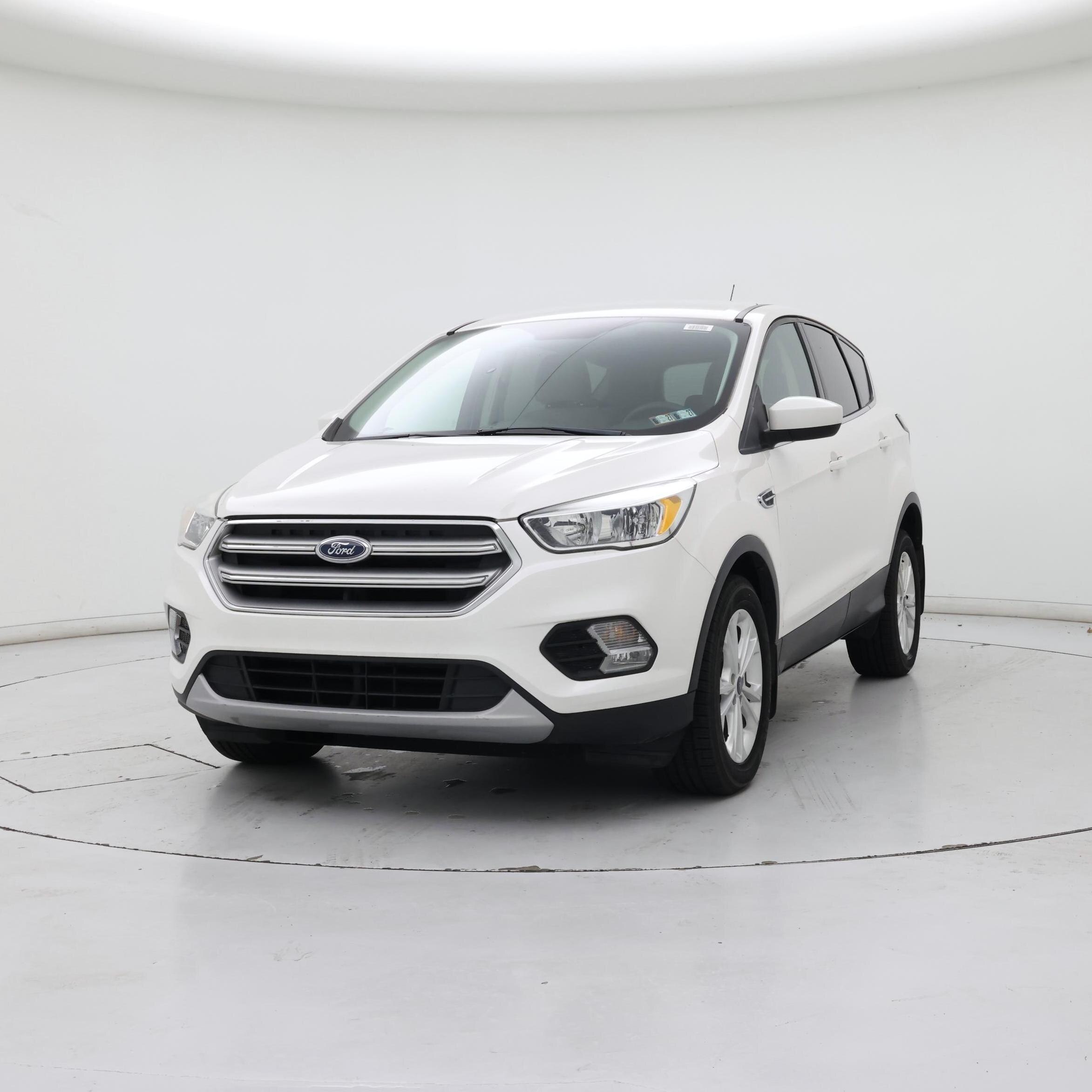 Thumbnail: 2017 Ford Escape - 4