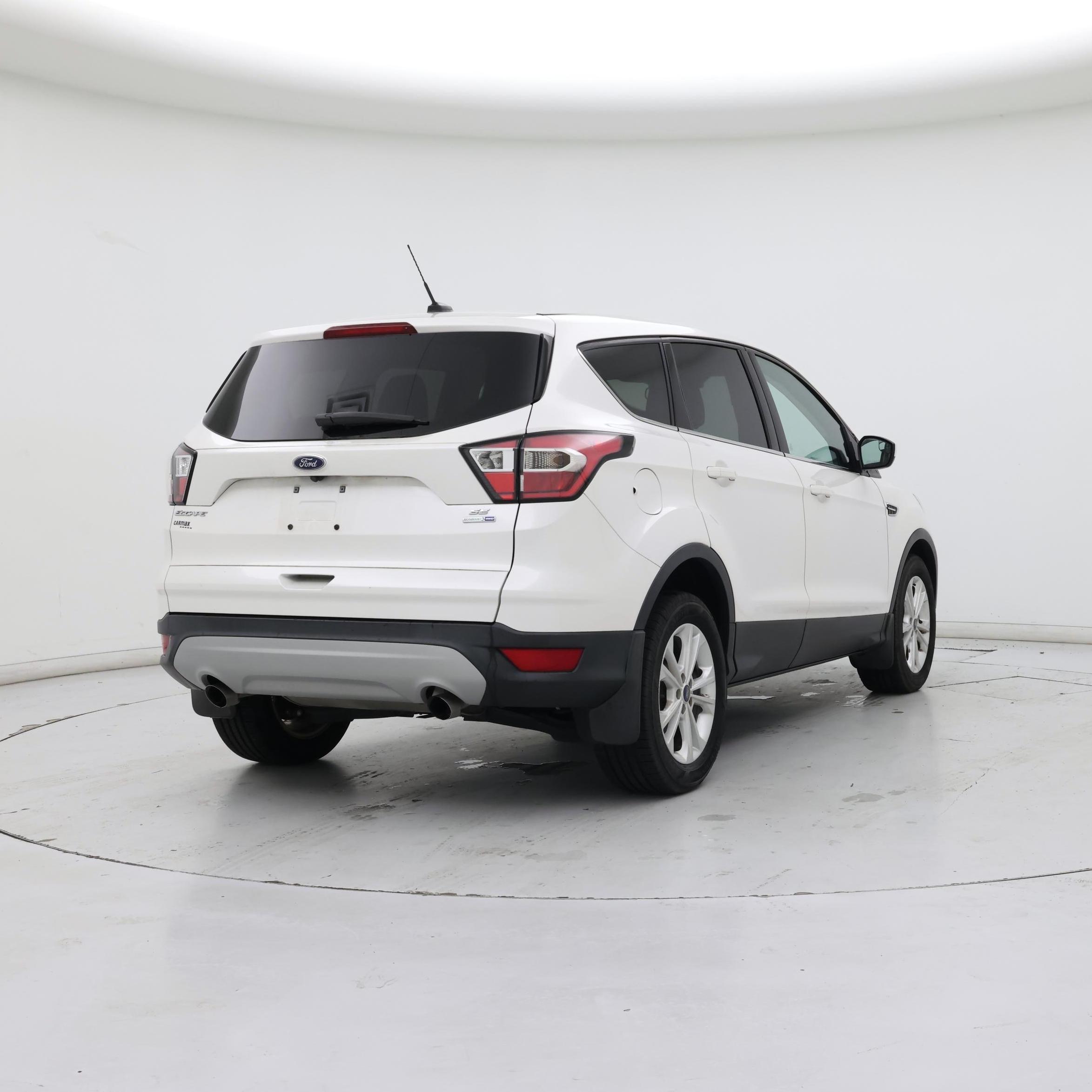 Thumbnail: 2017 Ford Escape - 8