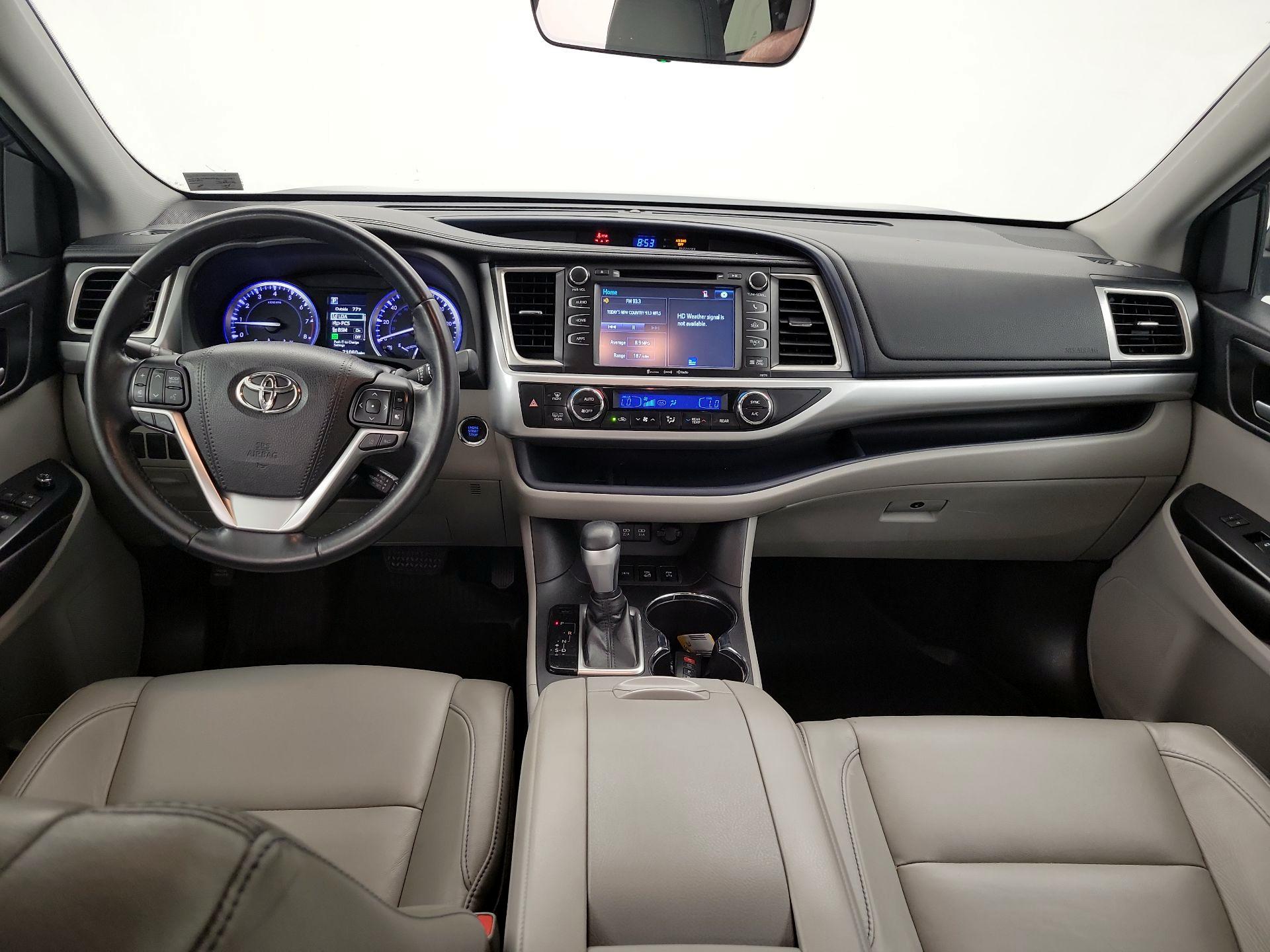 Thumbnail: 2018 Toyota Highlander - 9