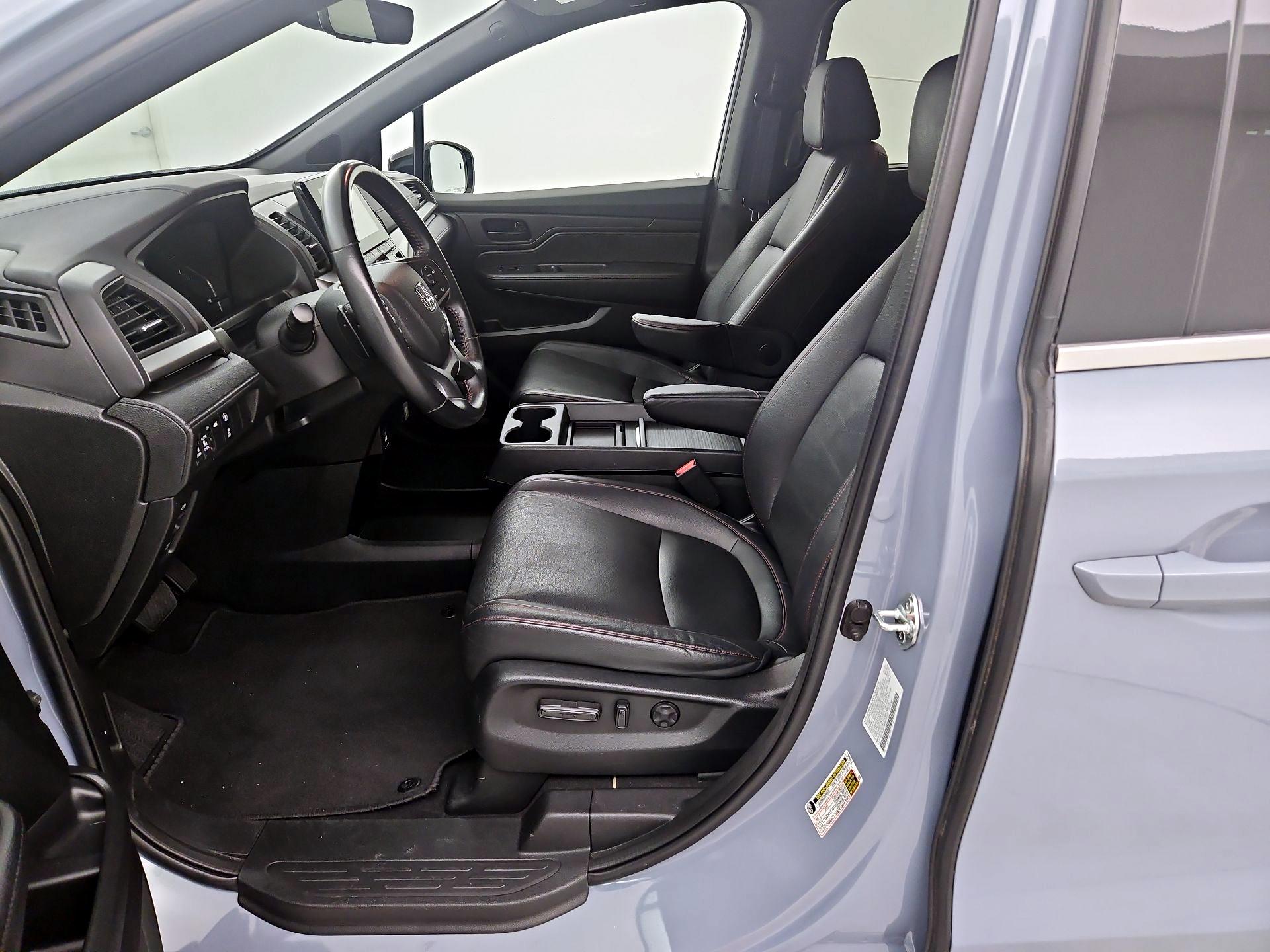 Thumbnail: 2023 Honda Odyssey - 9